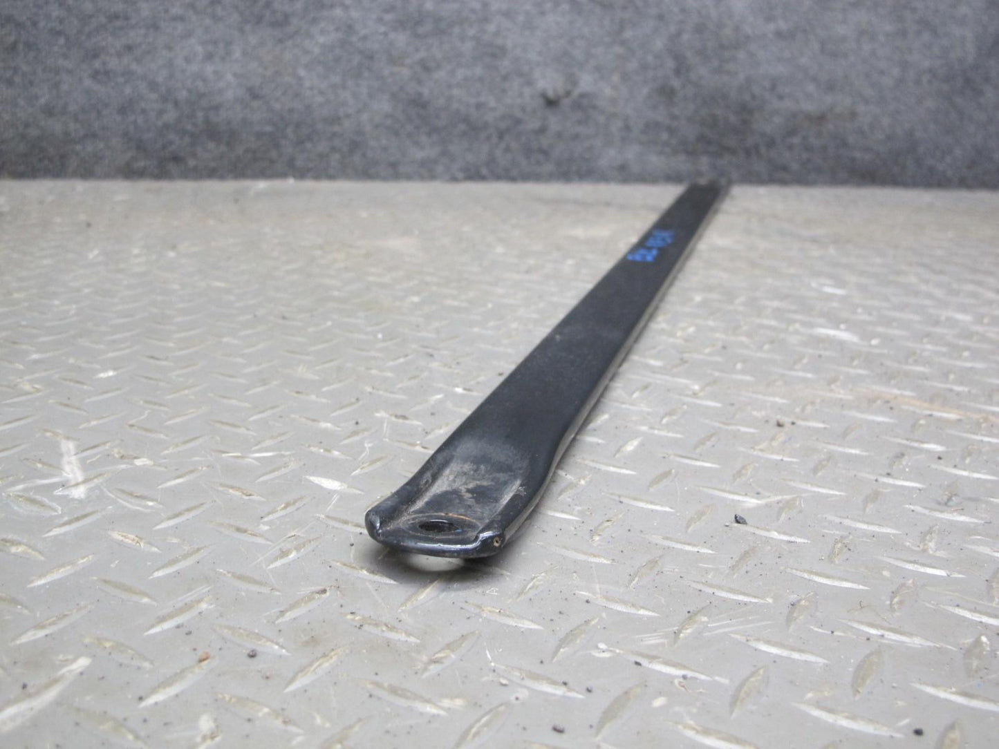 05-11 Mercedes R171 Slk-class Set of 2 Rear Suspension Lower Bar Brace OEM