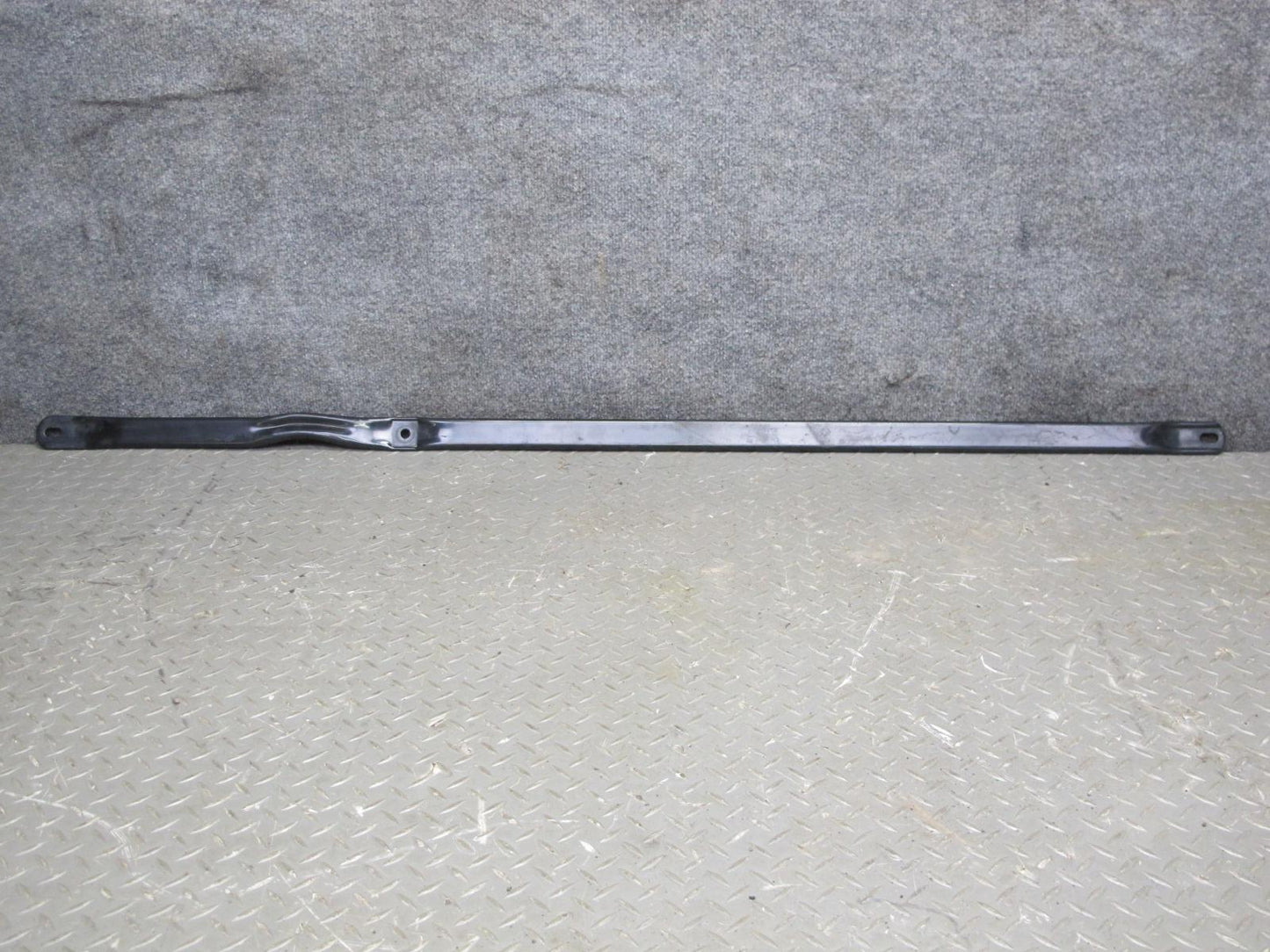 05-11 Mercedes R171 Slk-class Set of 2 Front Suspension Lower Bar Brace OEM