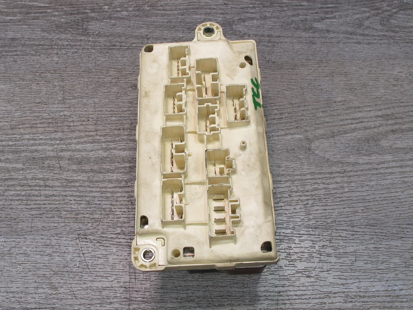 95-97 Toyota Celsior UCF20 RHD Engine Bay Fuse Relay Box Module OEM