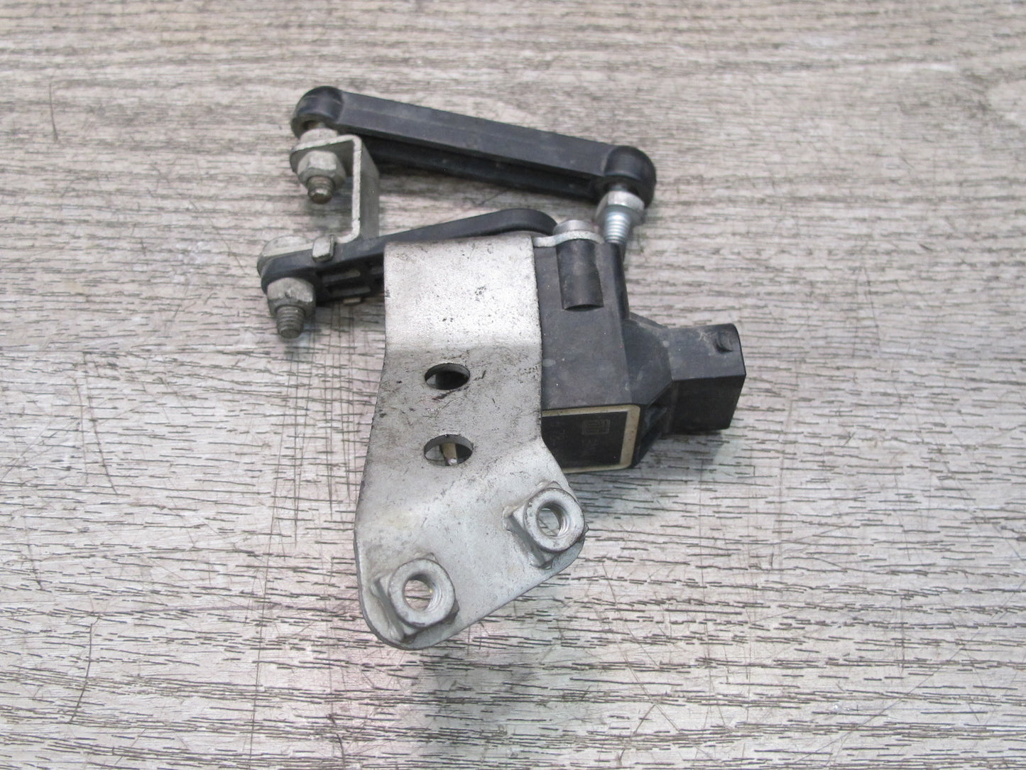 09-16 BMW E89 Z4 Rear Left Suspension Height Level Sensor 6784695 OEM