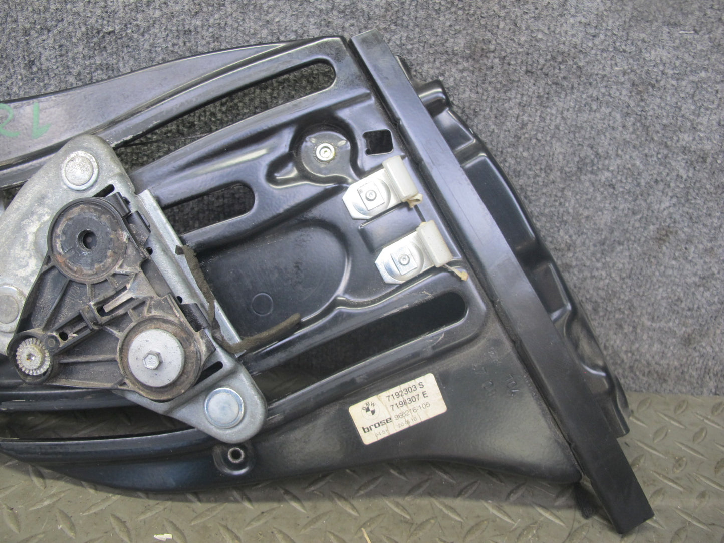 09-16 BMW E89 Z4 Rear Left Quarter Window Regulator w Motor 7198307 OEM