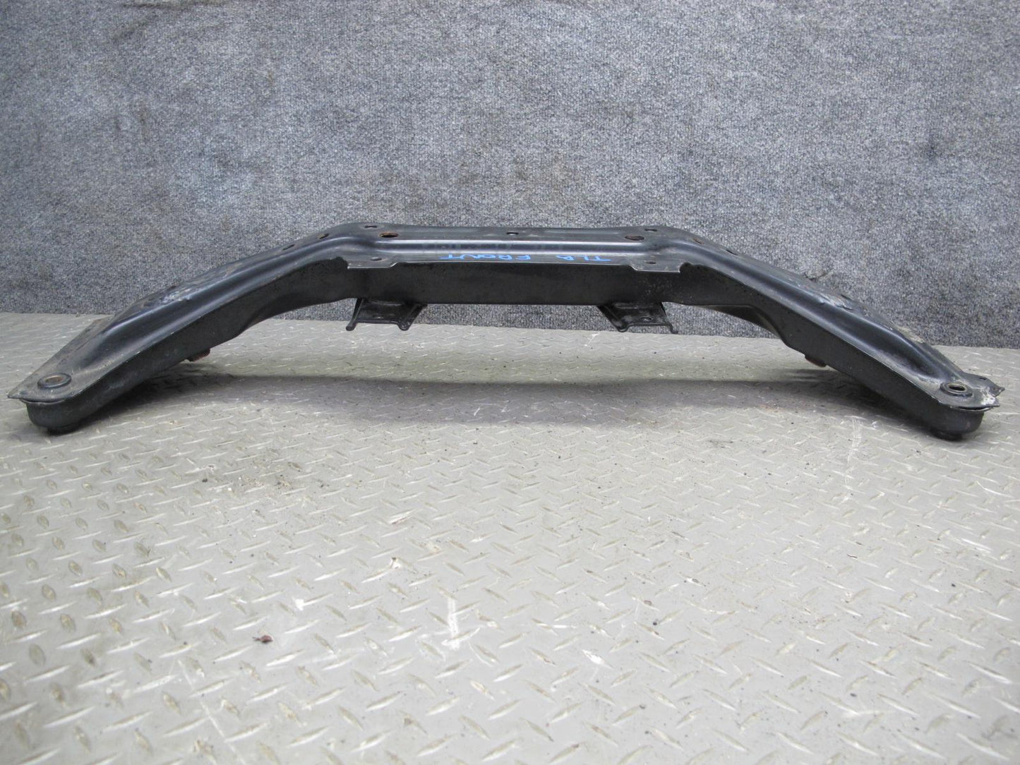 2001-2006 BMW E46 M3 3-SERIES Front Suspension Crossmember Subframe Axle Support