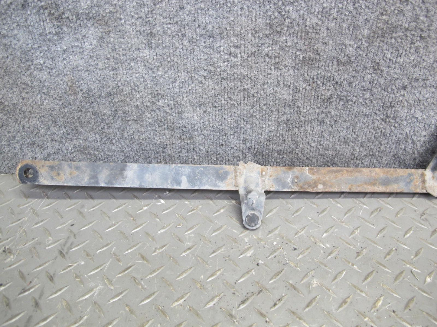 10-15 Lexus IS350 IS250 Convert Set of 2 Rear Crossmember Stiffener Bracket OEM