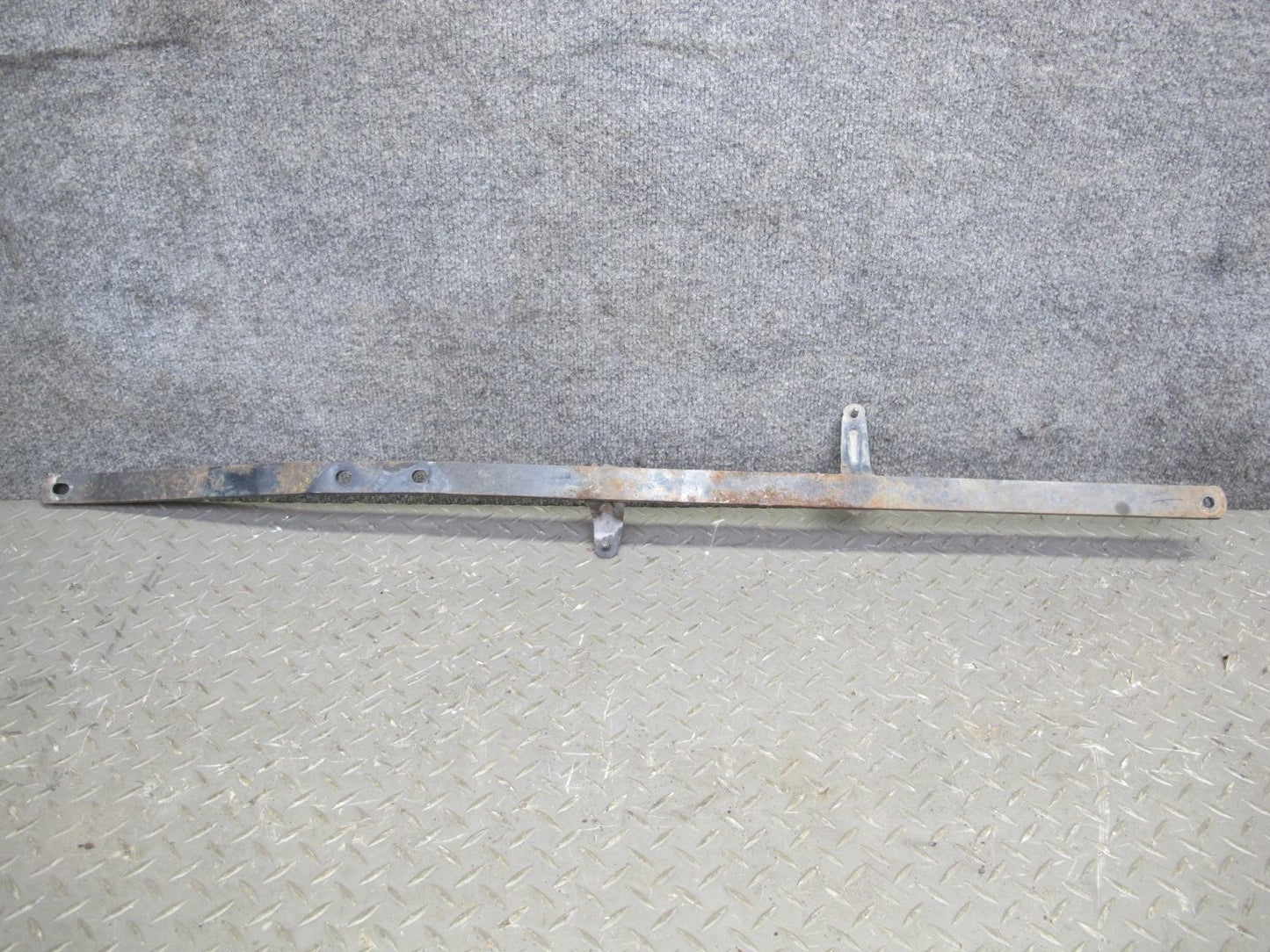 10-15 Lexus IS350 IS250 Convert Set of 2 Rear Crossmember Stiffener Bracket OEM