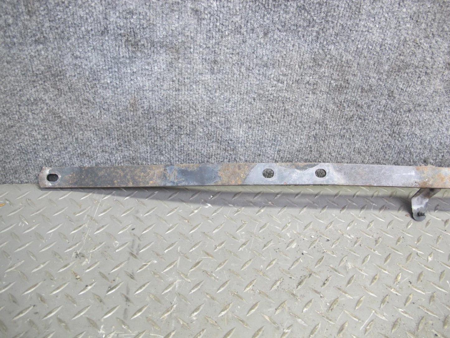 10-15 Lexus IS350 IS250 Convert Set of 2 Rear Crossmember Stiffener Bracket OEM