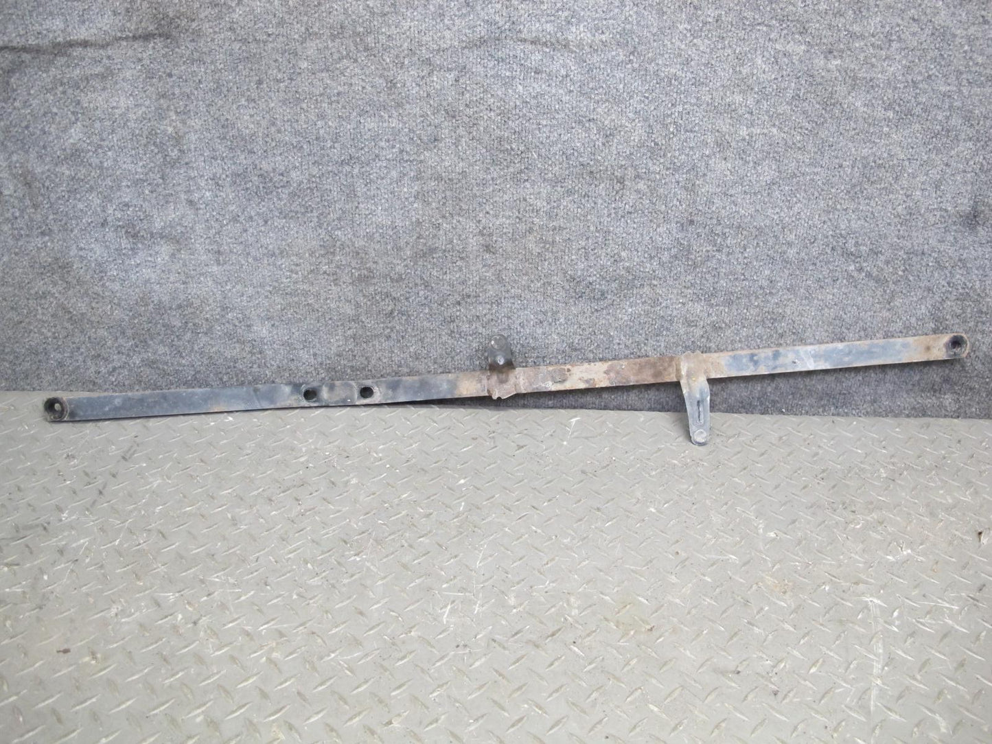 10-15 Lexus IS350 IS250 Convert Set of 2 Rear Crossmember Stiffener Bracket OEM