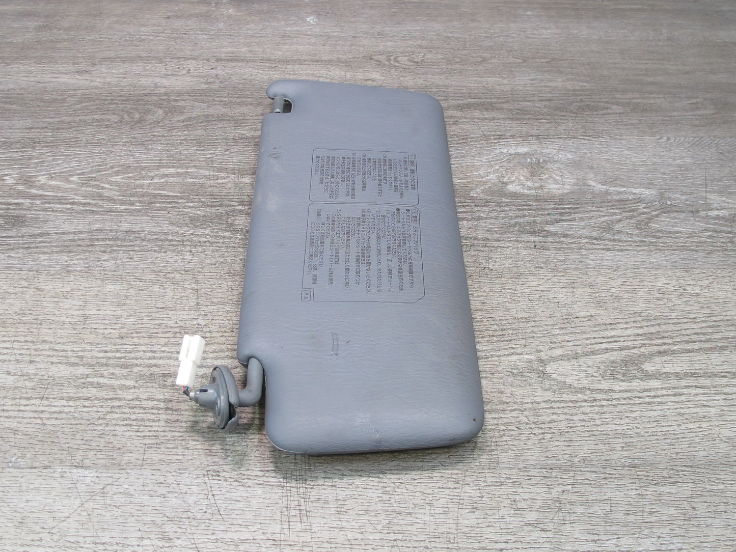 95-97 Toyota Celsior Lexus LS400 UCF20 Front Left & Right Sun Visor Set Gray OEM