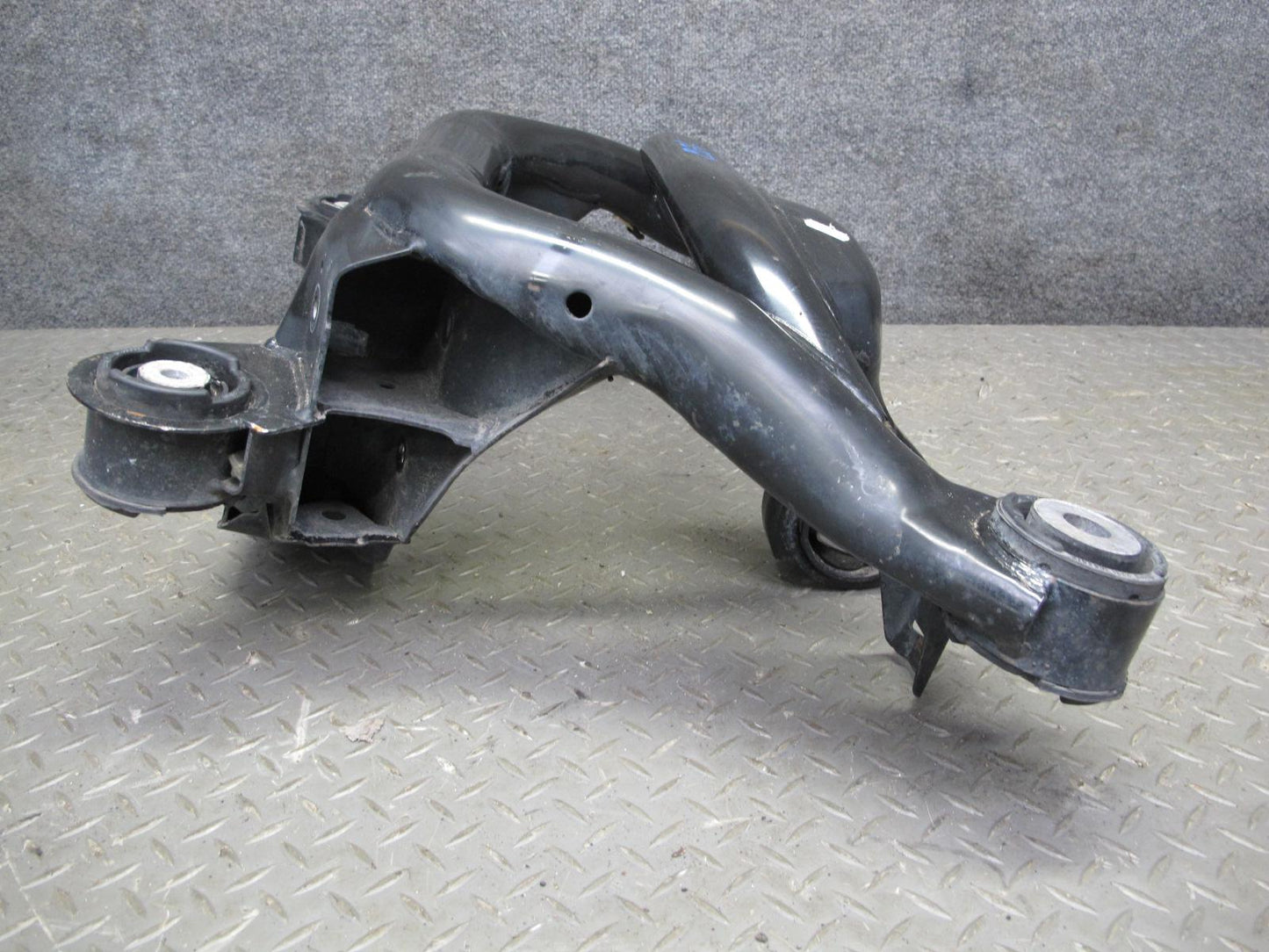 09-16 BMW E89 Z4 RWD Rear Suspension Subframe Crossmember Axle Carrier OEM