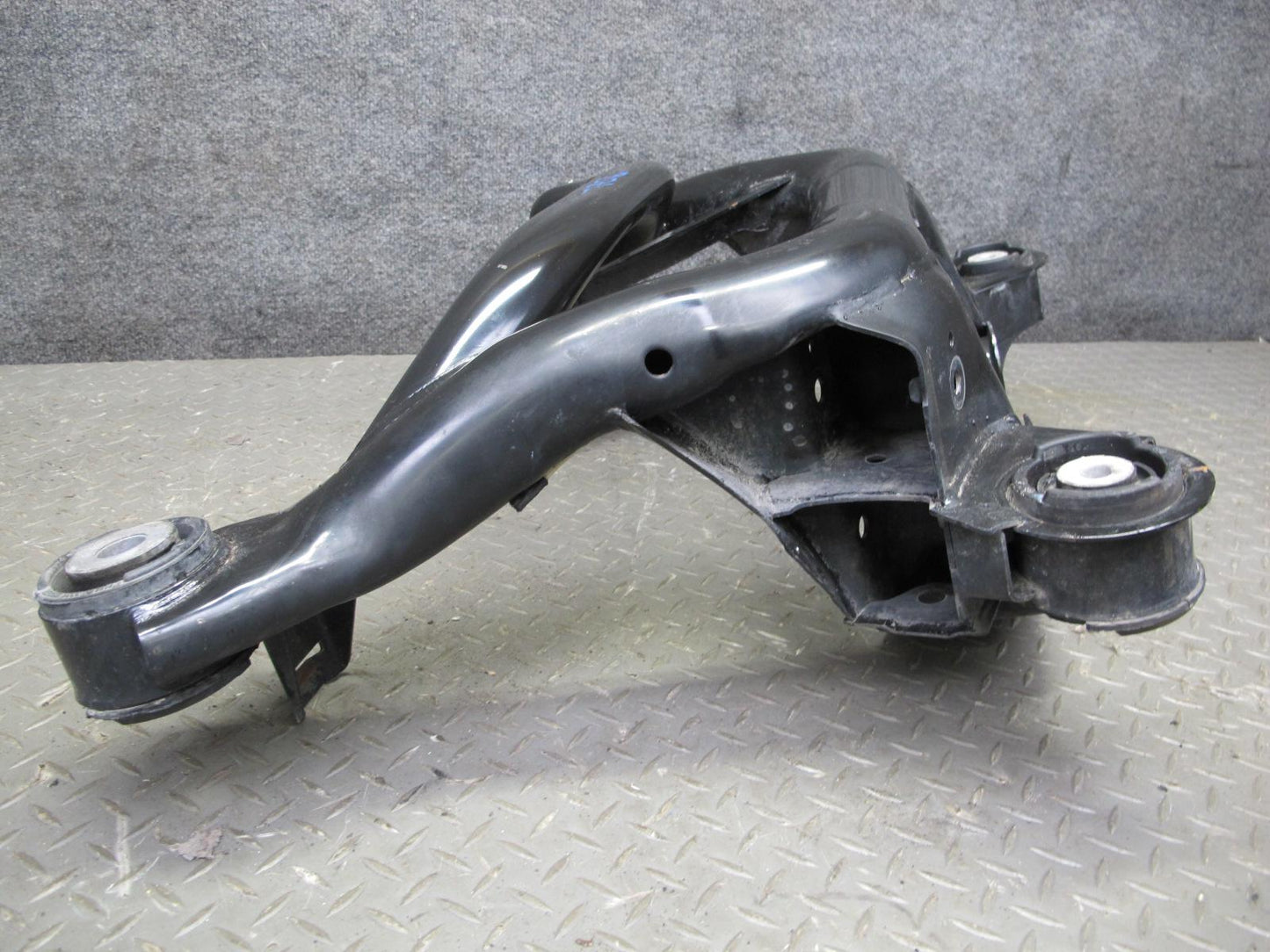 09-16 BMW E89 Z4 RWD Rear Suspension Subframe Crossmember Axle Carrier OEM