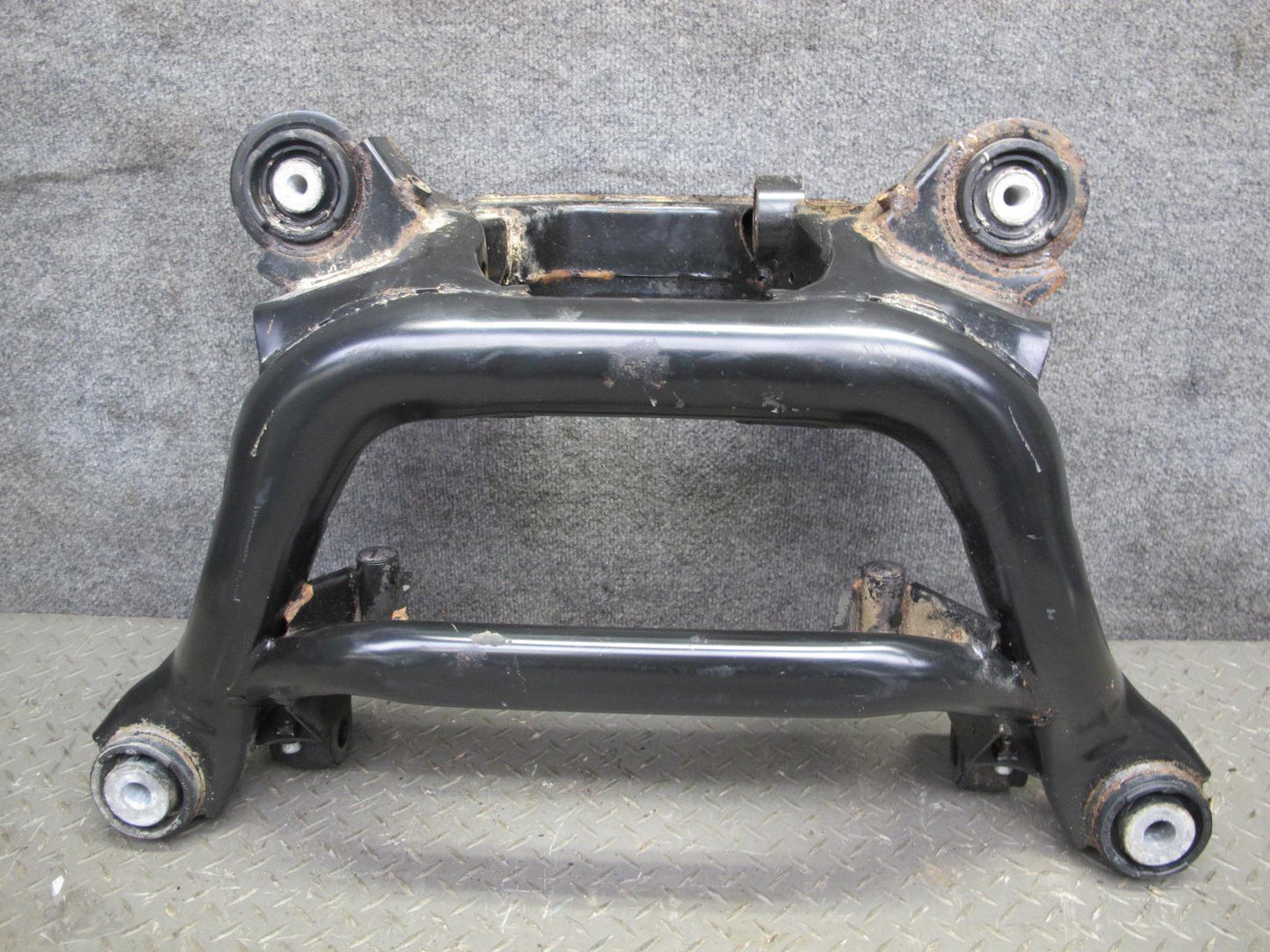 01-06 BMW E46 M3 S54 Rear Suspension Differential Crossmember Subframe Support