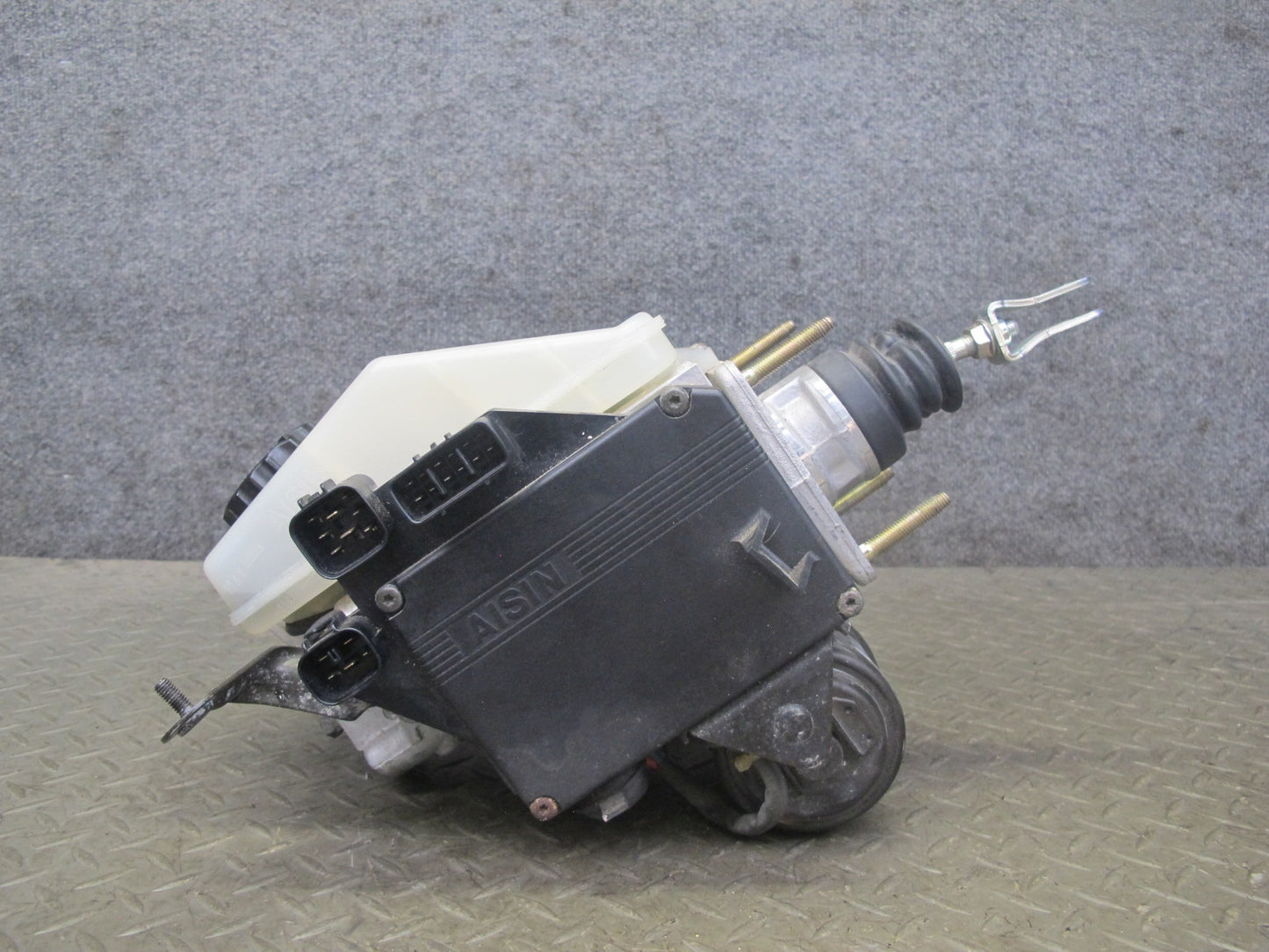 02-10 Lexus Z40 SC430 ABS Pump Brake Master Cylinder Booster Fluid Reservoir OEM