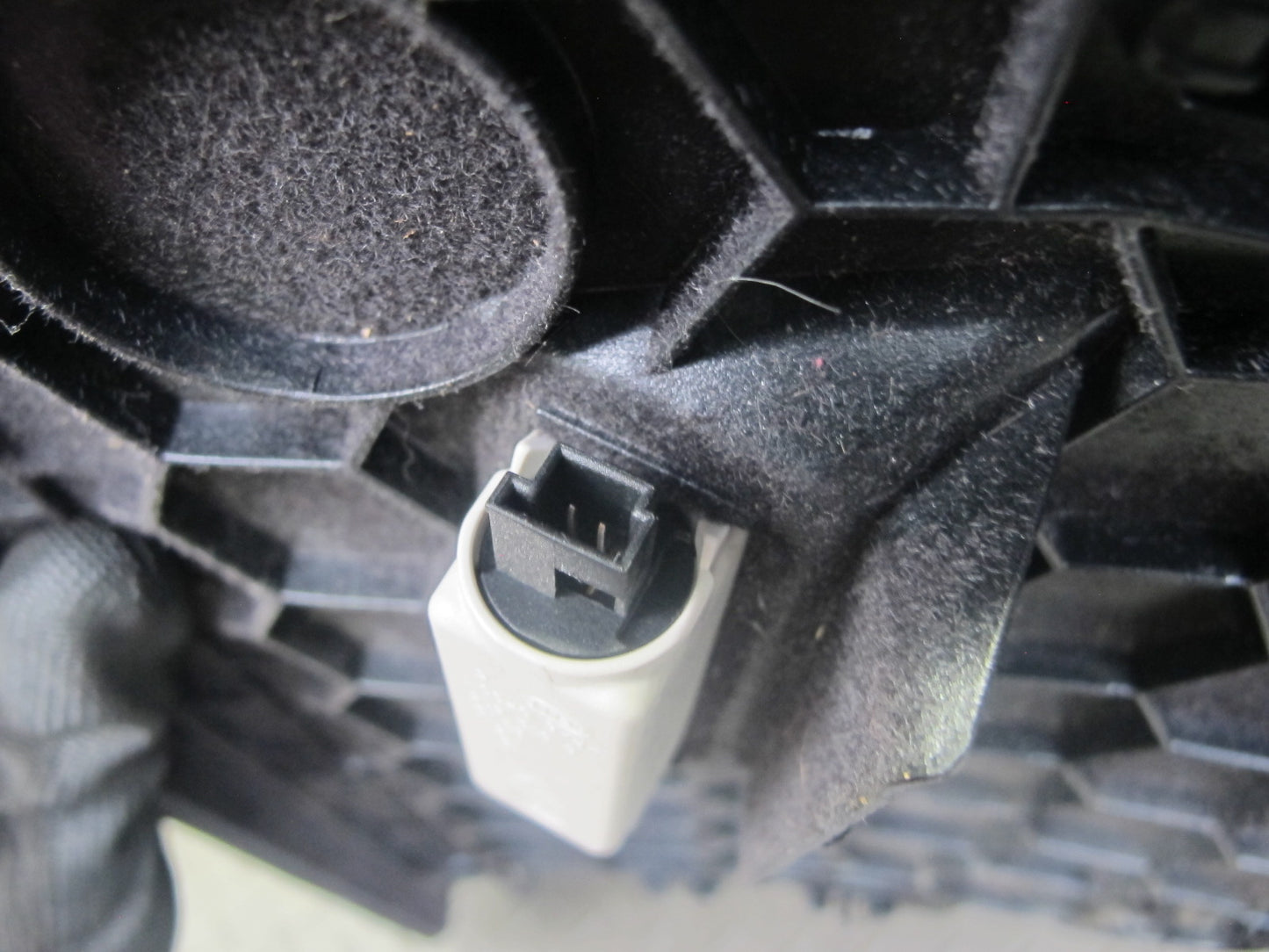 12-18 BMW F30 335I Dash Right Glove Box Compartment Storage Black 9228283 OEM