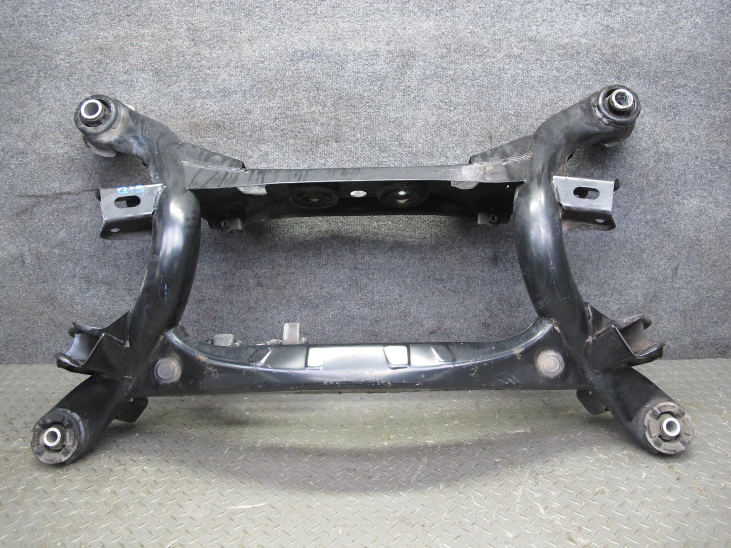 10-13 Lexus IS250 Convert RWD Rear Suspension Crossmember Sub Frame Subframe OEM