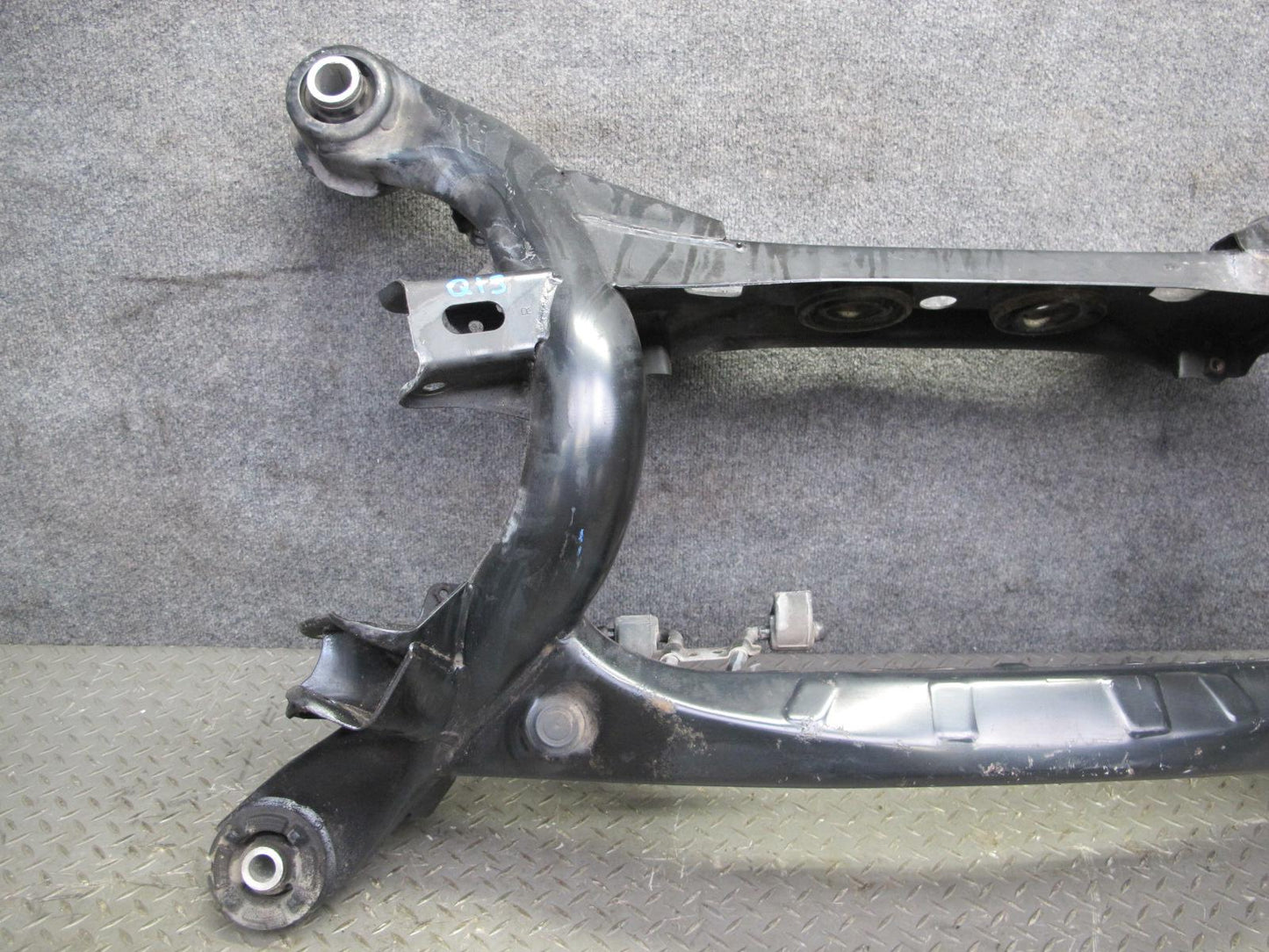 10-13 Lexus IS250 Convert RWD Rear Suspension Crossmember Sub Frame Subframe OEM