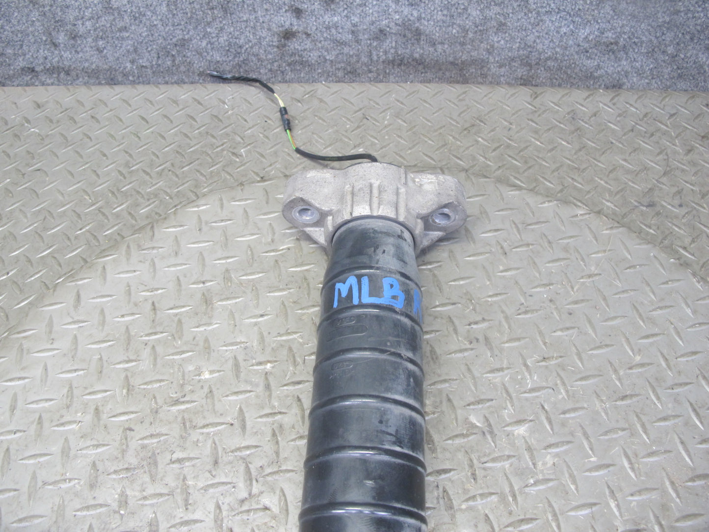2017-2020 Maserati Levante M161 AWD Rear Right Side Air Strut Shock Absorber