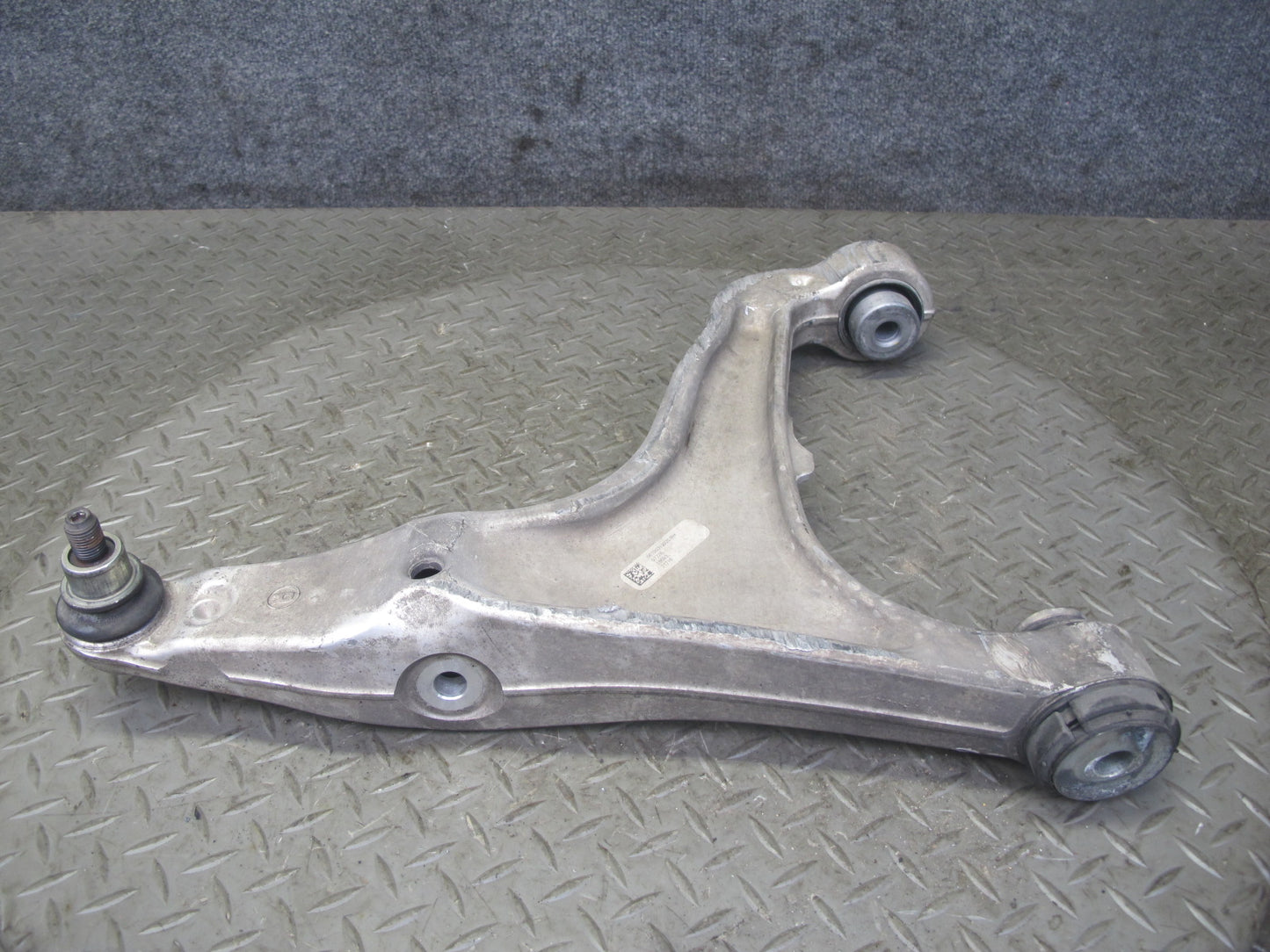 2017-2020 Maserati Levante M161 Front Right Pass Side Lower Control Arm