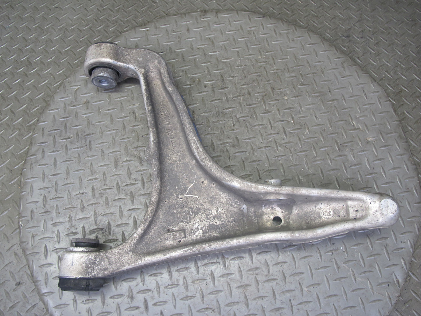 2017-2020 Maserati Levante M161 Front Right Pass Side Lower Control Arm