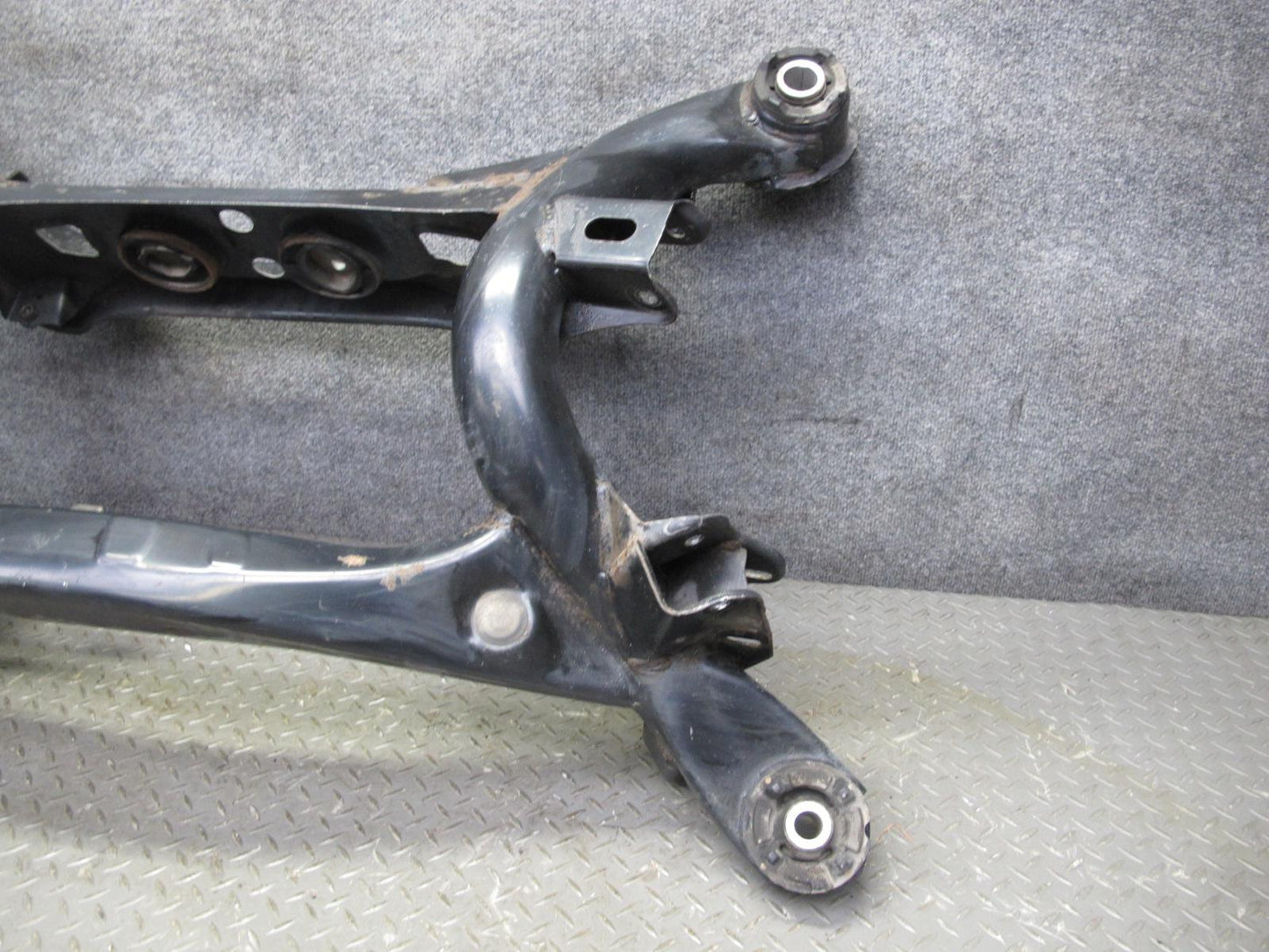 10-13 Lexus IS250 Convert RWD Rear Suspension Crossmember Sub Frame Subframe OEM