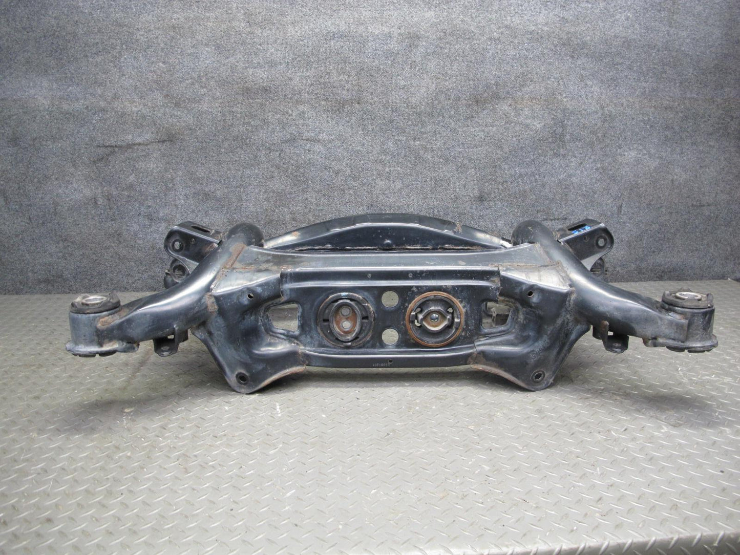 10-13 Lexus IS250 Convert RWD Rear Suspension Crossmember Sub Frame Subframe OEM