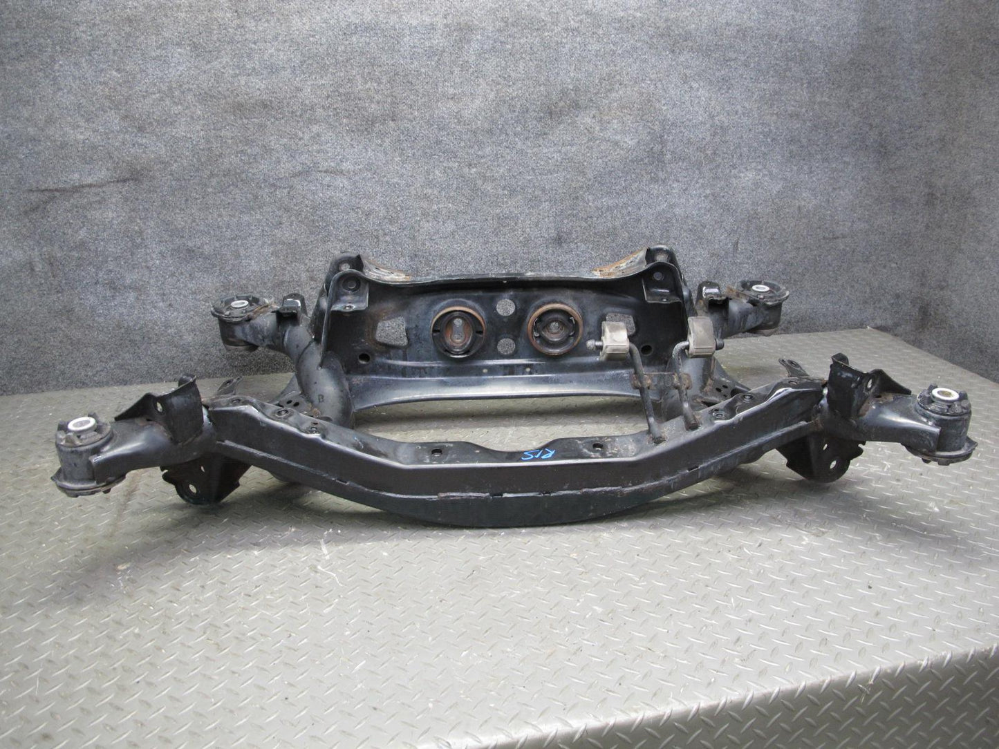 10-13 Lexus IS250 Convert RWD Rear Suspension Crossmember Sub Frame Subframe OEM
