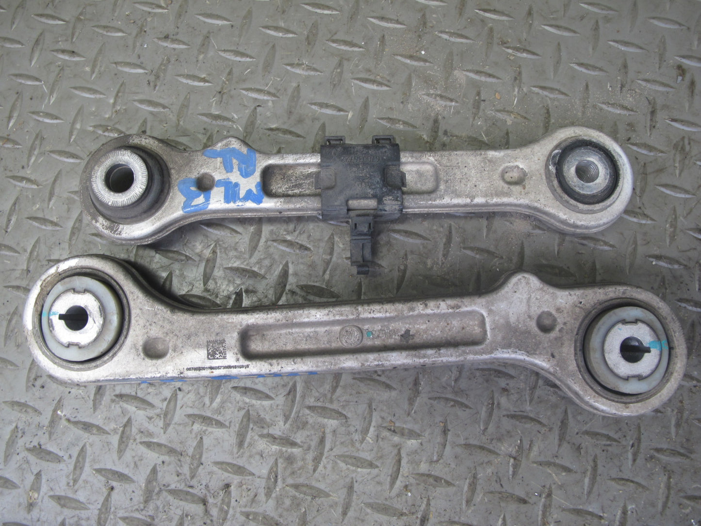 2017-2020 Maserati Levante M161 Rear Left Upper & Lower Control Arm Set of 5