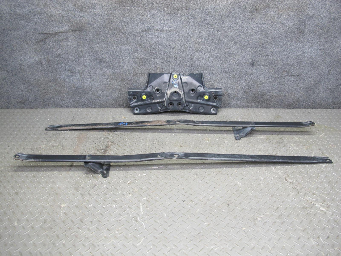 10-15 Lexus IS250 Conv Radiator Splash Shield & Floor Reinforcement Rail Set OEM
