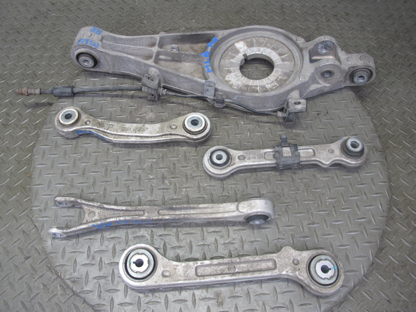 2017-2020 Maserati Levante M161 Rear Right Upper & Lower Control Arm Set of 5