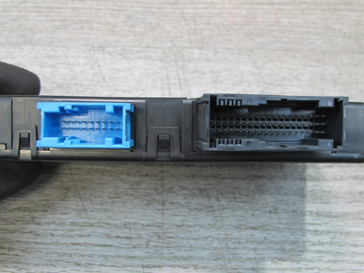 2012-2018 BMW F12 F13 F06 M6 Central Gateway Control Module 9321878