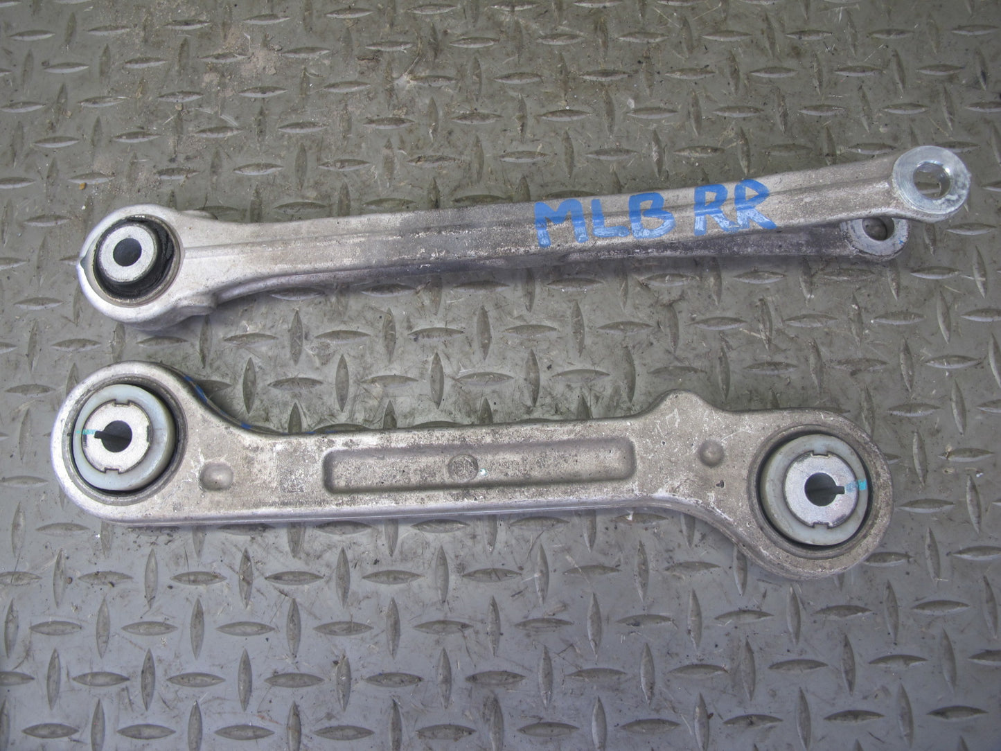 2017-2020 Maserati Levante M161 Rear Right Upper & Lower Control Arm Set of 5