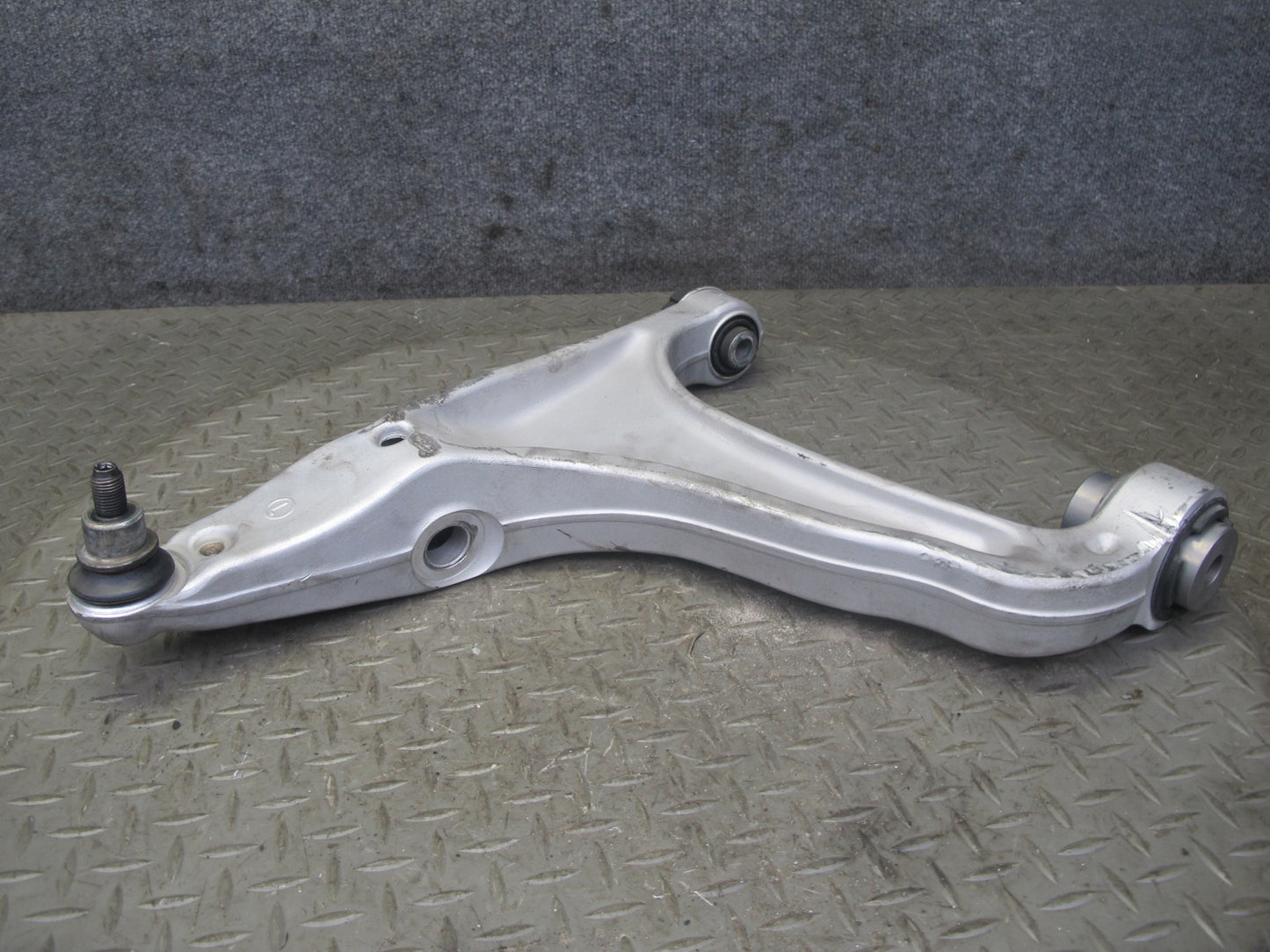 2017-2020 Maserati Levante M161 Front Left Driver Side Lower Control Arm