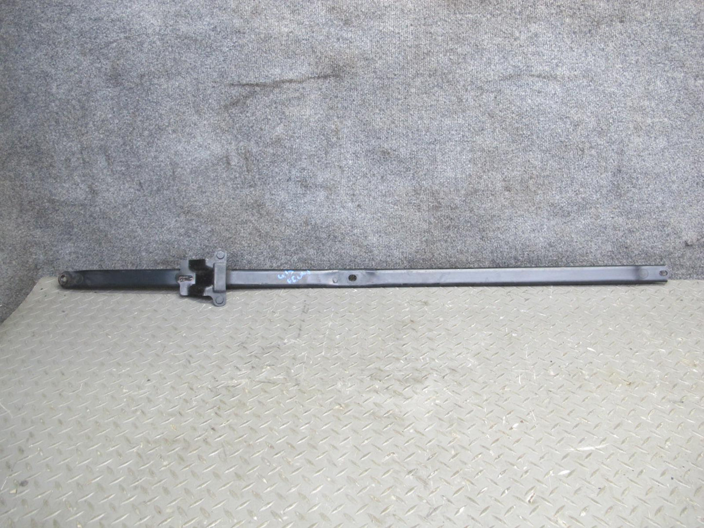 10-15 Lexus IS250 Conv Radiator Splash Shield & Floor Reinforcement Rail Set OEM