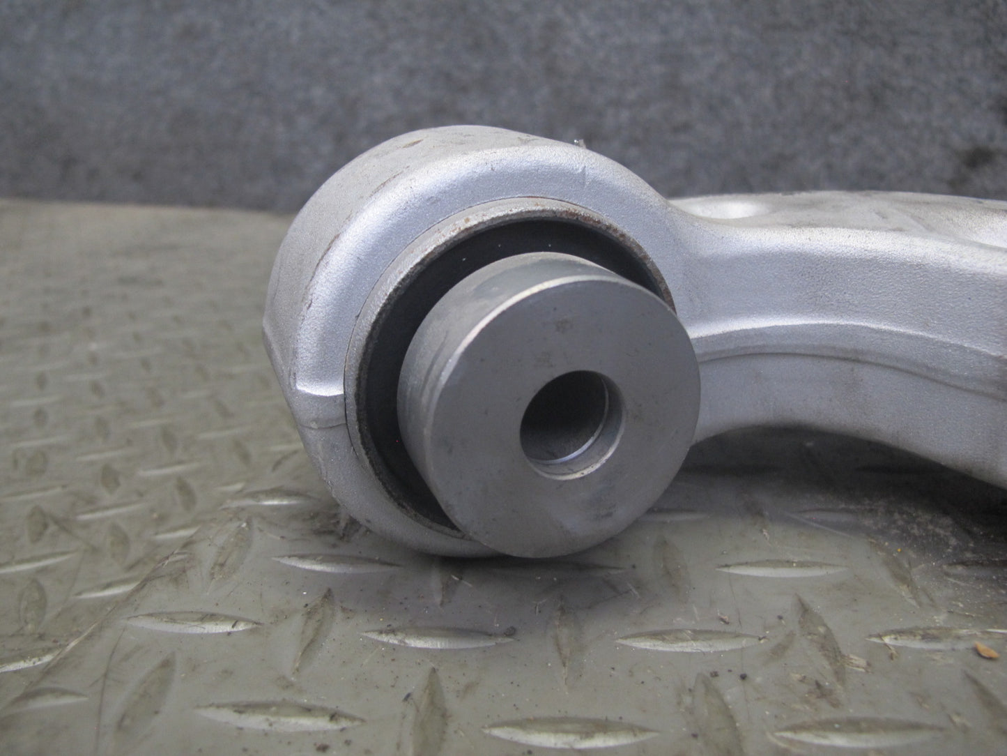 2017-2020 Maserati Levante M161 Front Left Driver Side Lower Control Arm