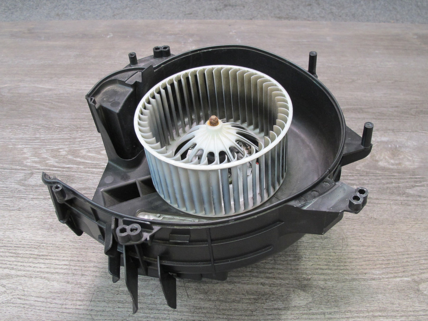 2012-2015 BMW F12 F13 F06 M6 A/C Air Condition Heater Blower Motor Assembly Unit