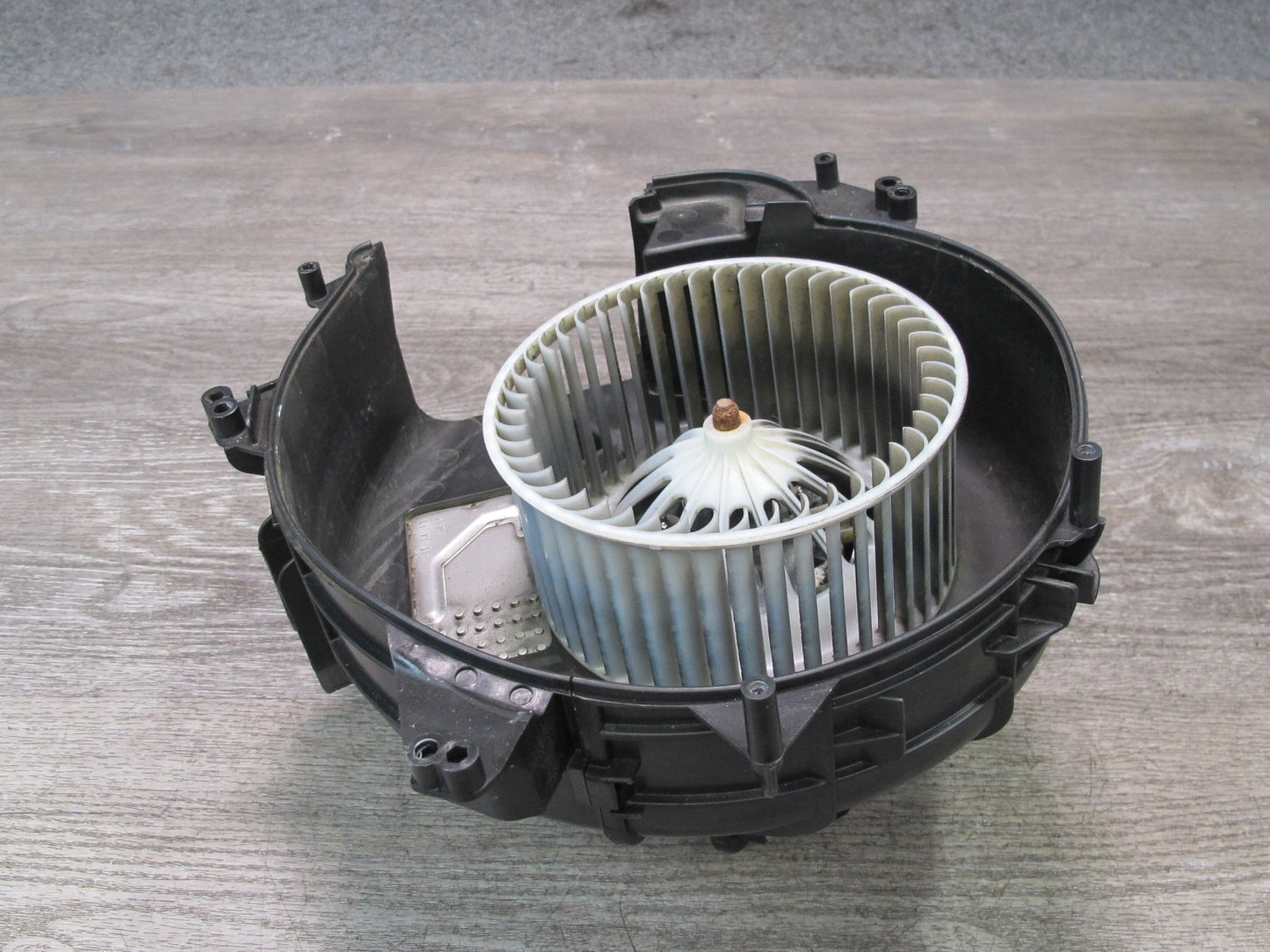 2012-2015 BMW F12 F13 F06 M6 A/C Air Condition Heater Blower Motor Assembly Unit