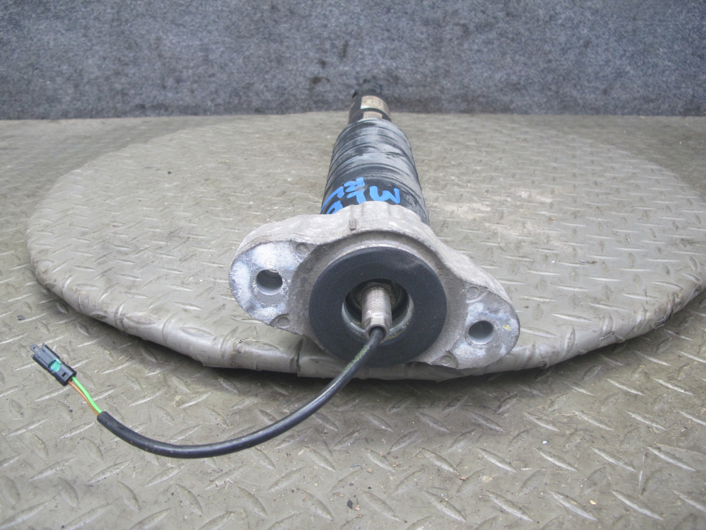 2017-2020 Maserati Levante M161 AWD Rear Left Side Air Strut Shock Absorber