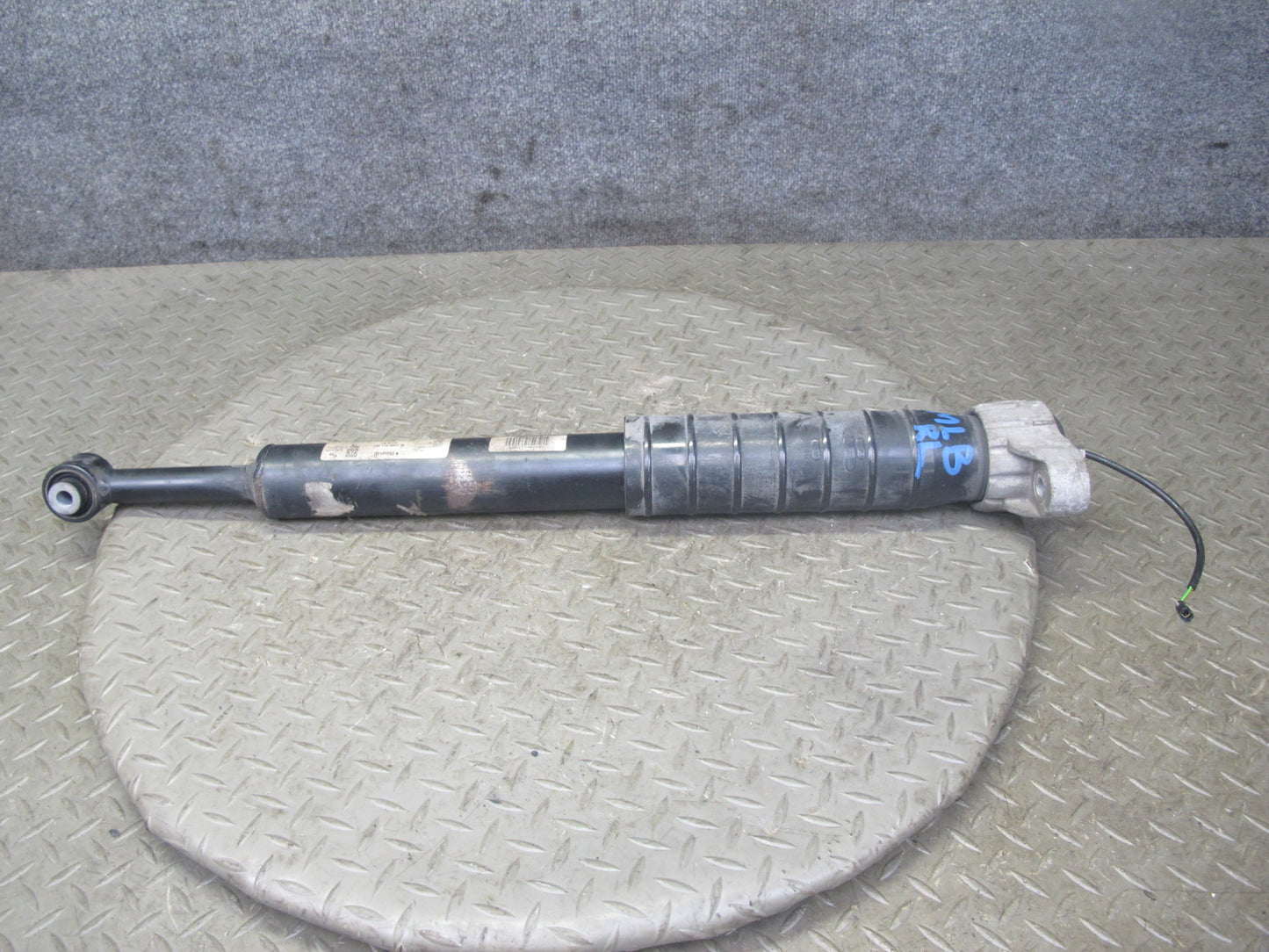 2017-2020 Maserati Levante M161 AWD Rear Left Side Air Strut Shock Absorber