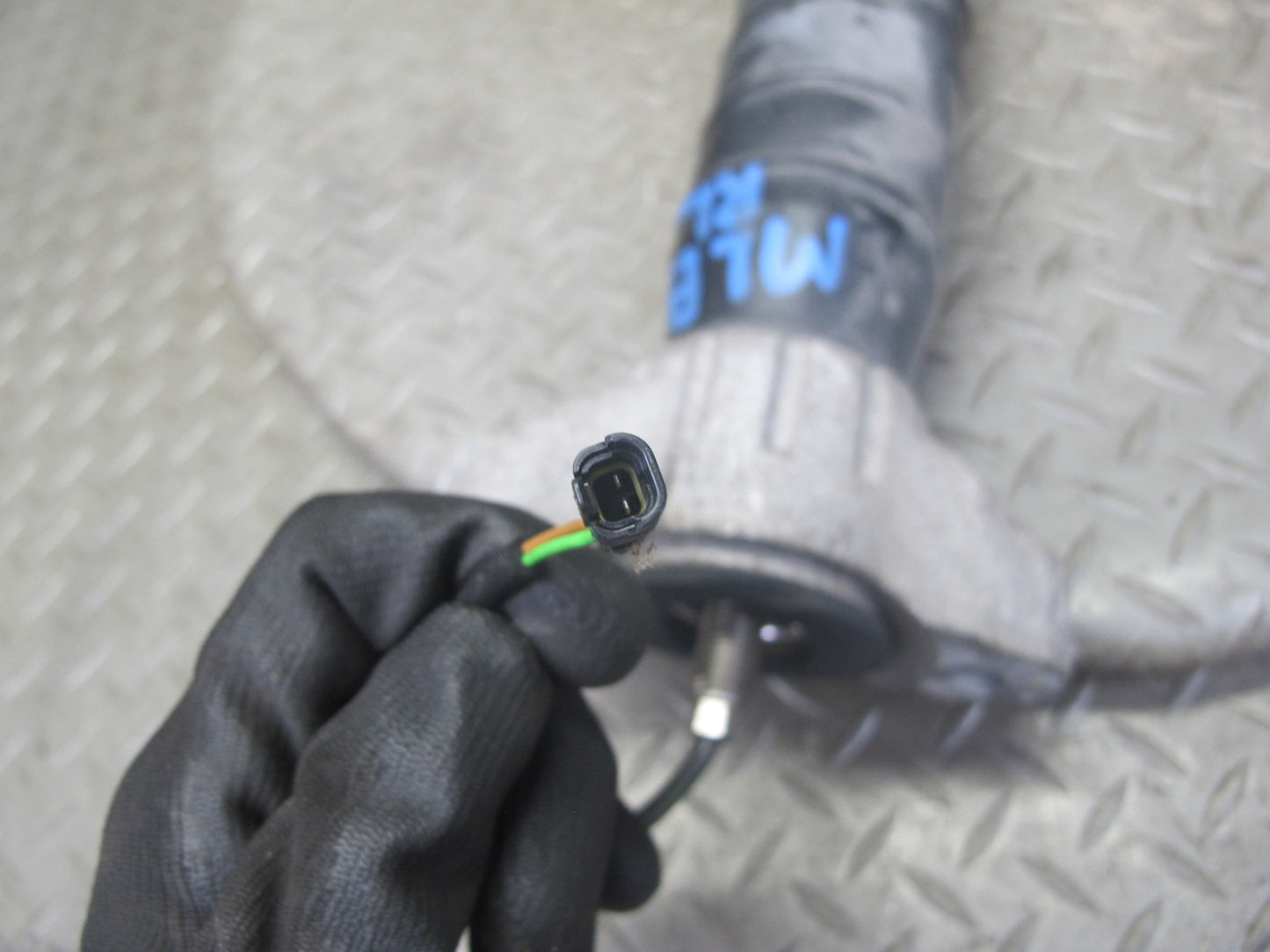 2017-2020 Maserati Levante M161 AWD Rear Left Side Air Strut Shock Absorber