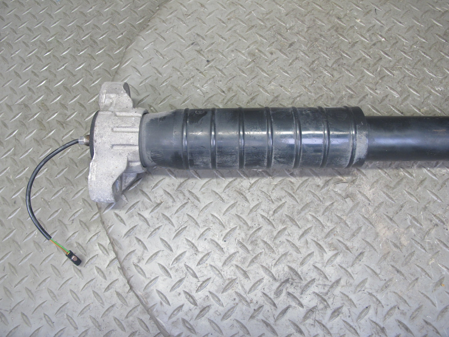 2017-2020 Maserati Levante M161 AWD Rear Left Side Air Strut Shock Absorber