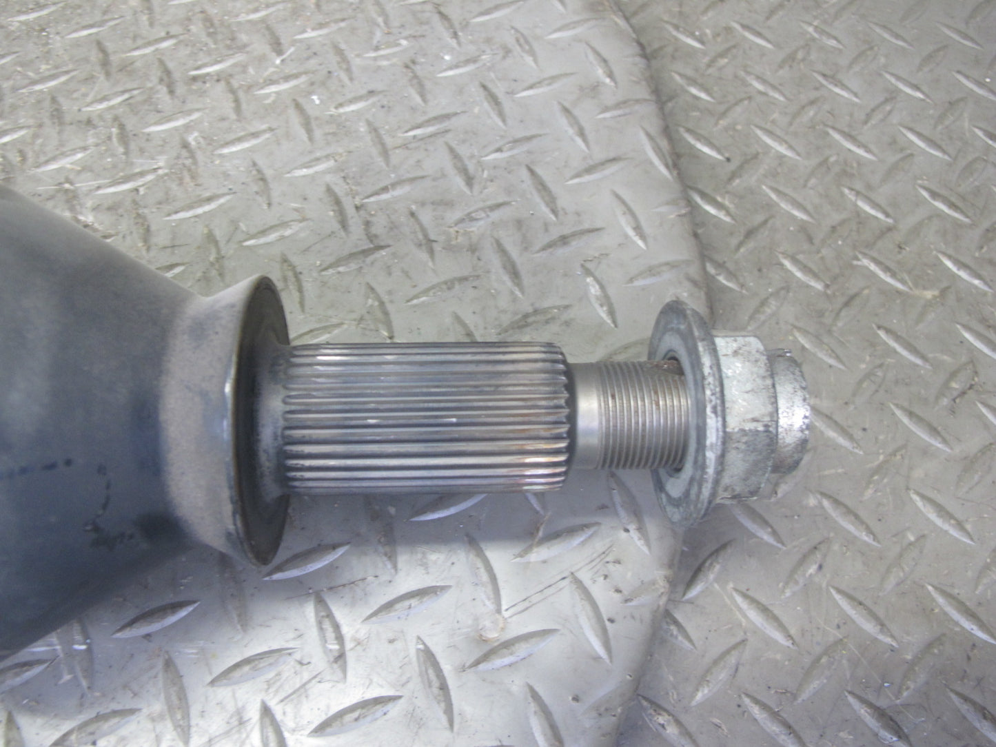 2017-2020 Maserati Levante M161 3.0L AWD Rear Left or Right Side Axle Half Shaft