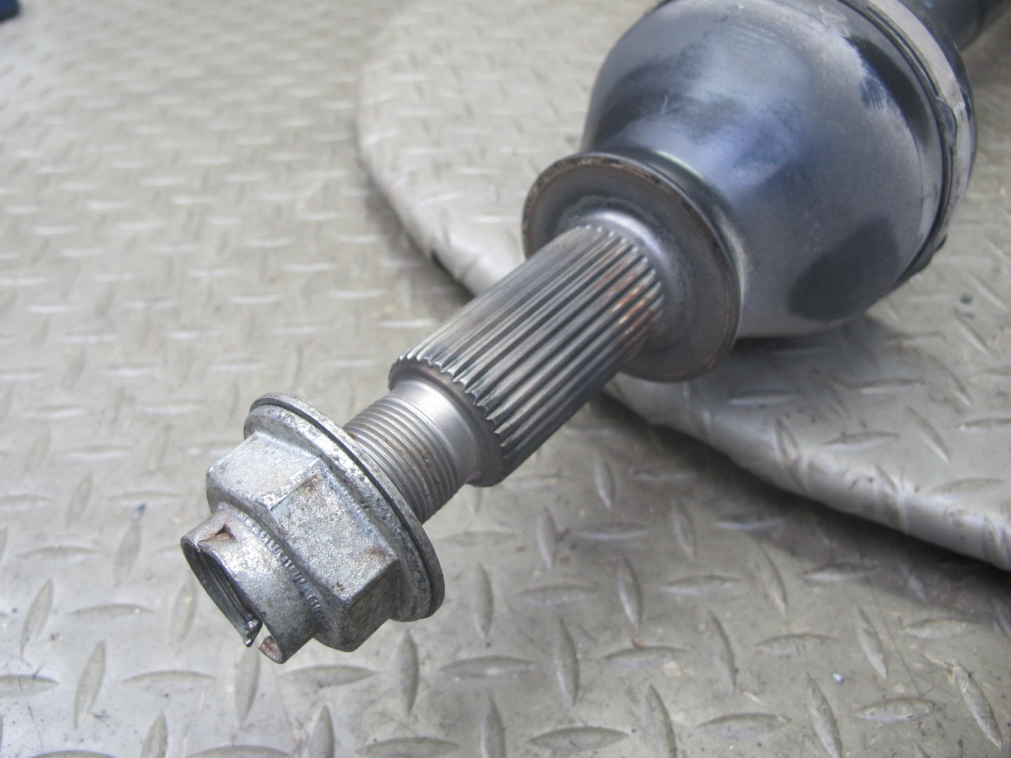 2017-2020 Maserati Levante M161 3.0L AWD Rear Left or Right Side Axle Half Shaft