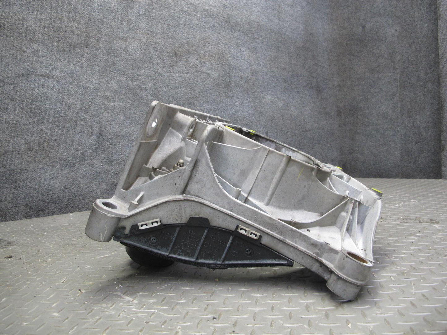 06-15 Lexus IS250 RWD Front Suspension Crossmember Sub Frame Subframe OEM