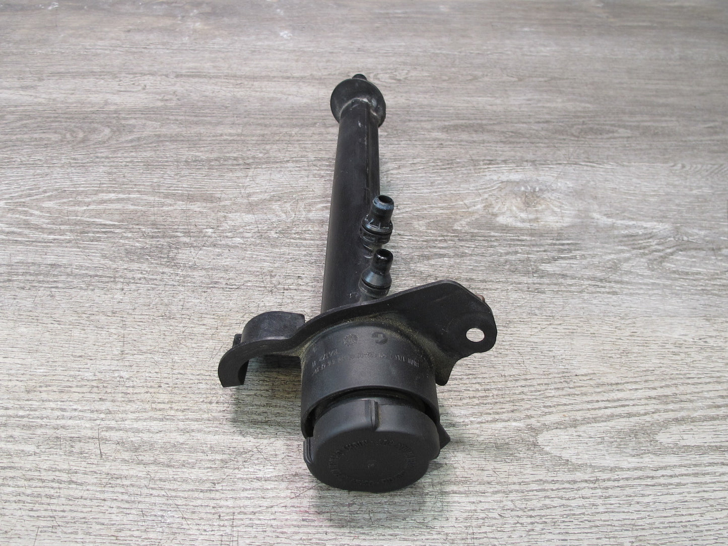 2012-2018 BMW F12 F13 F06 M6 Radiator Coolant Overflow Tank Filler Neck