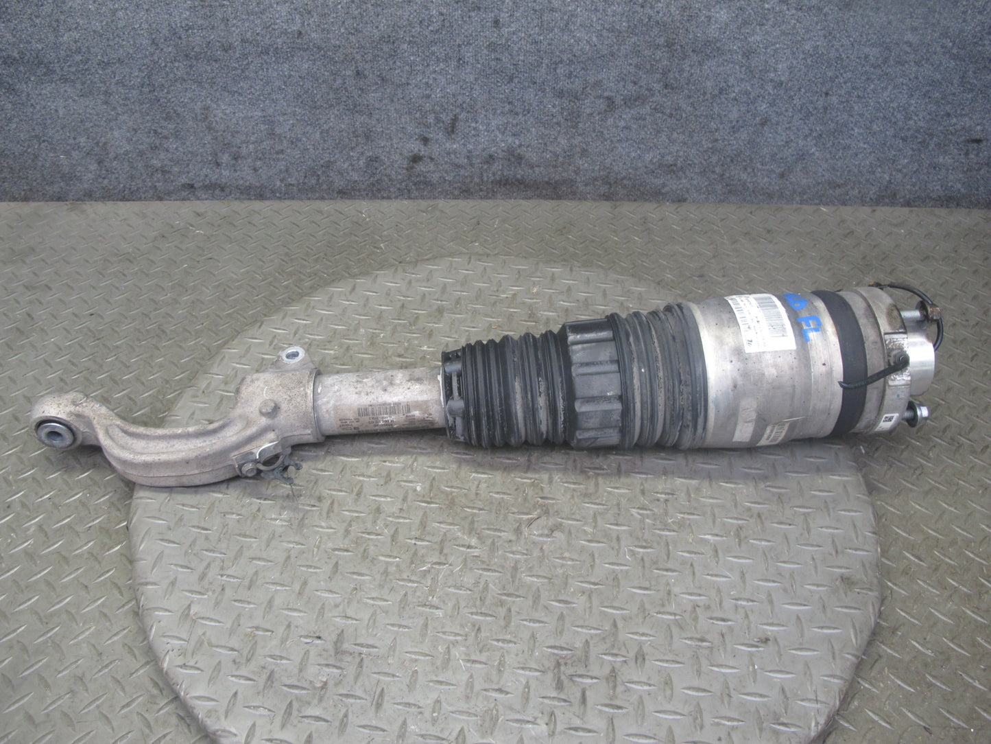 2017-2020 Maserati Levante M161 AWD Front Left Air Strut Shock Absorber 94K