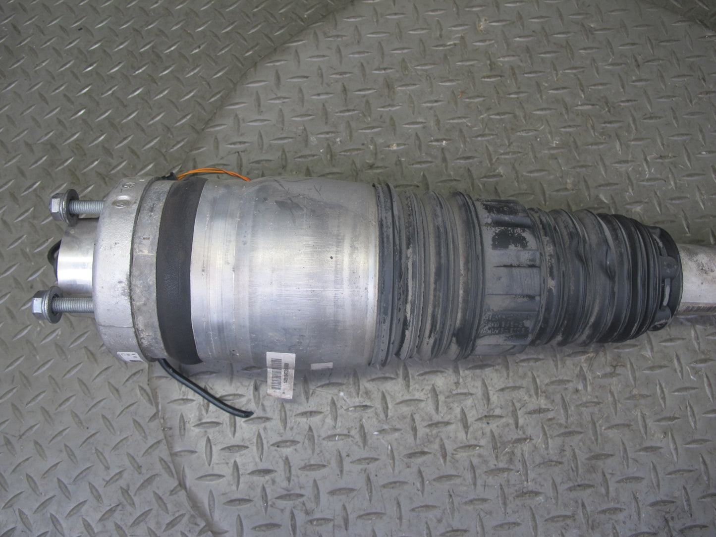 2017-2020 Maserati Levante M161 AWD Front Left Air Strut Shock Absorber 94K