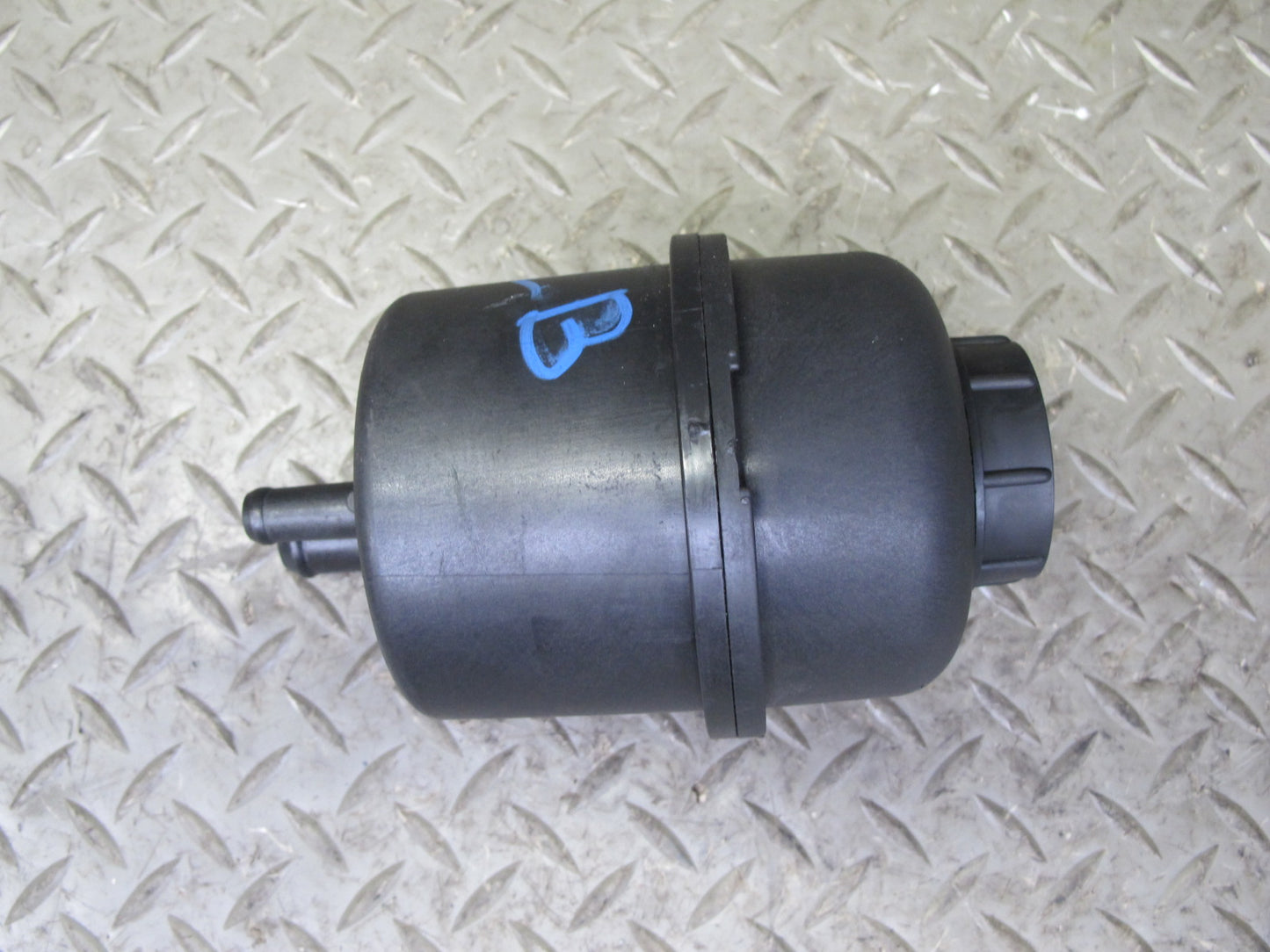 2017-2020 Maserati Levante Power Steering Fluid Oil Tank Reservoir