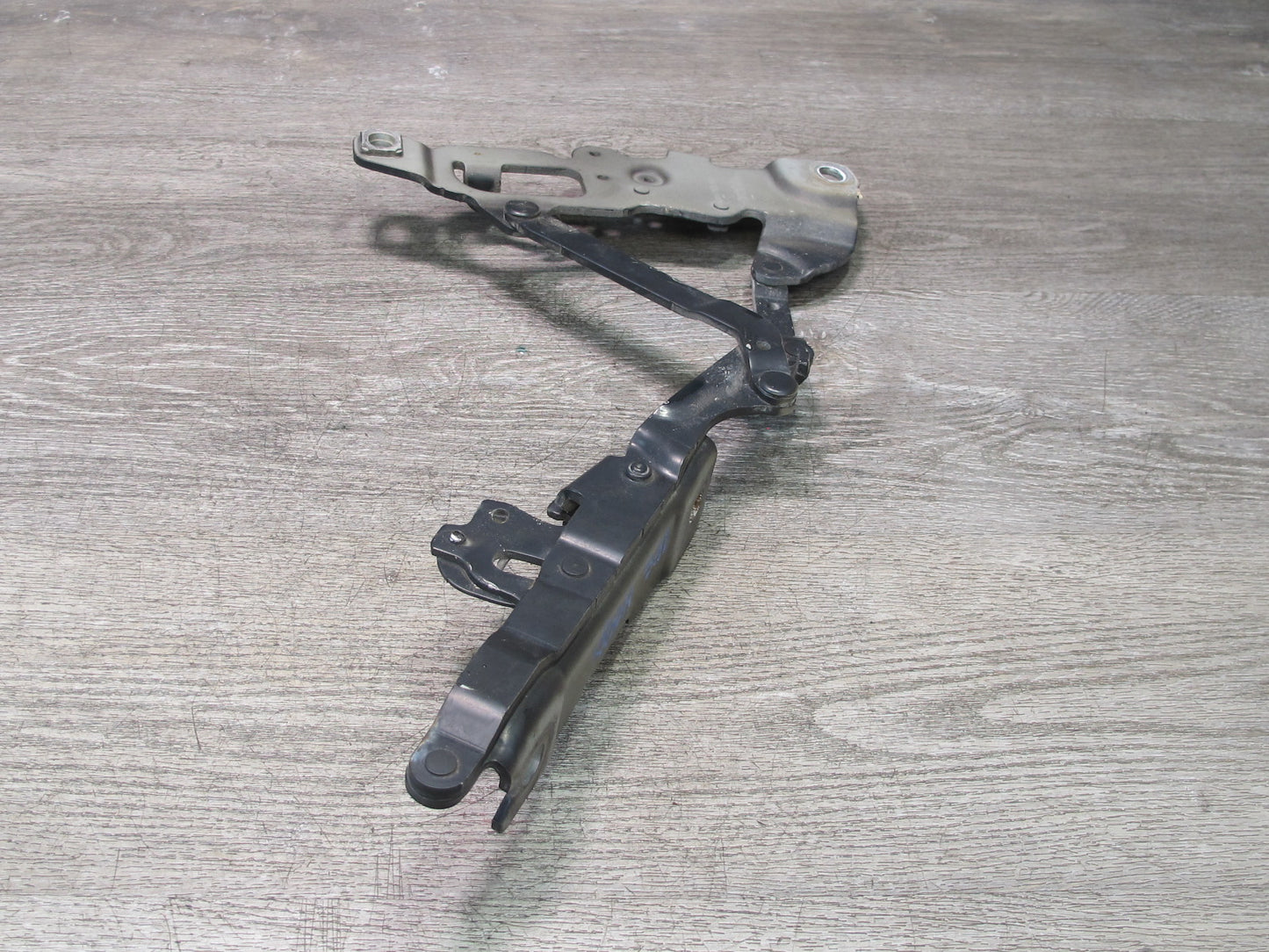 2012-2018 BMW F12 F13 F06 M6 Front Hood Bonnet Hinge Right & Left Side Set