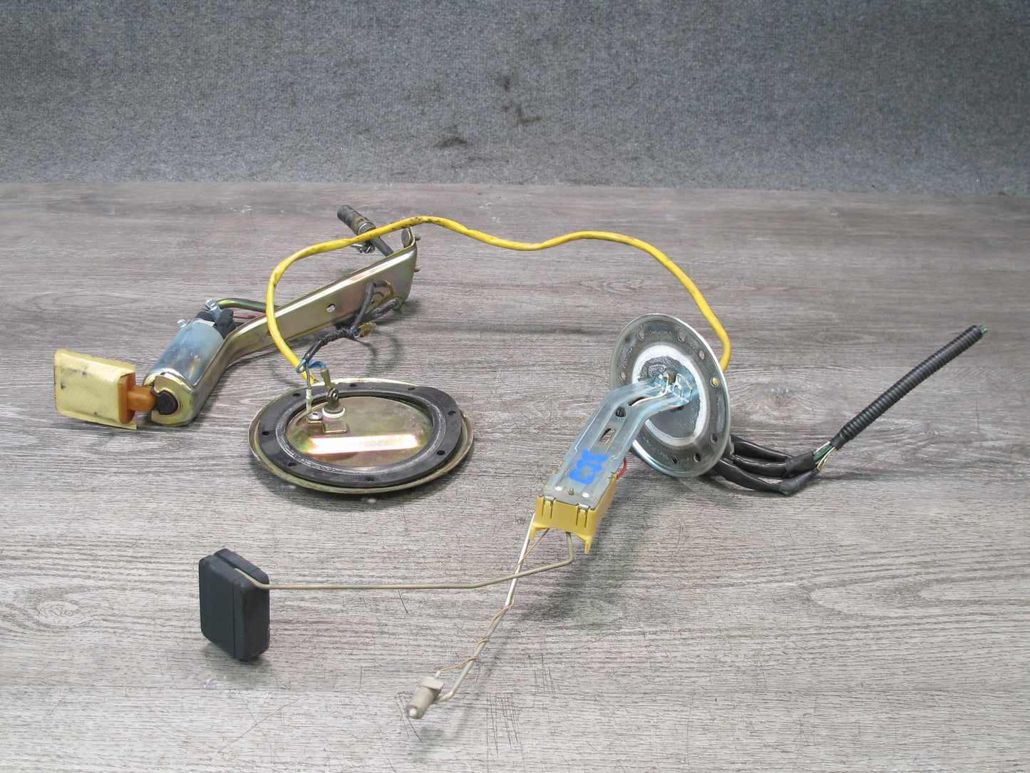 92-94 Lexus JZZ31L SC400 SC300 Fuel Pump Level Sensor Sending Unit Set