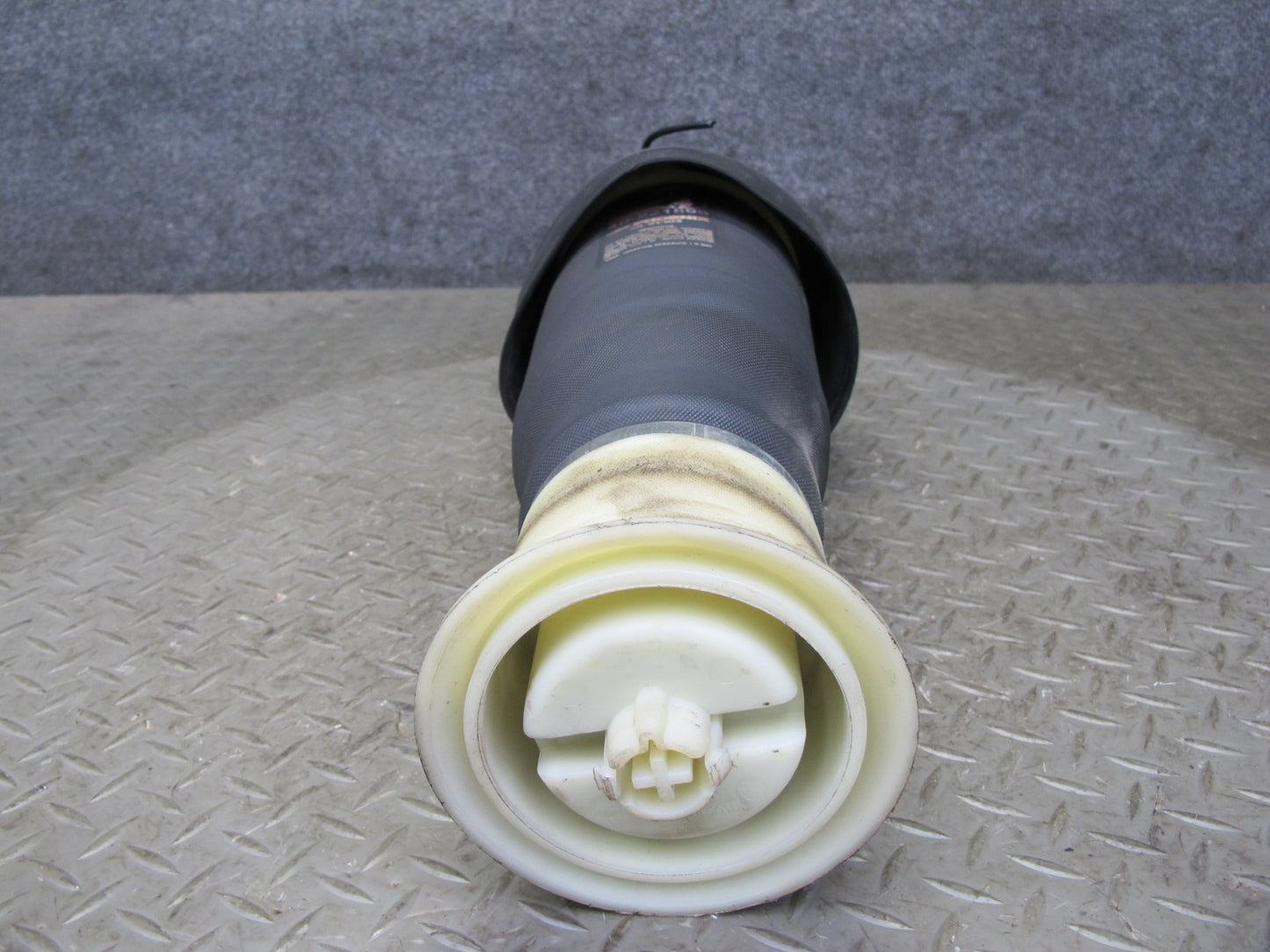 2010-2014 BMW E71 X6M AWD Rear Left & Right Air Spring Shock Set of 2
