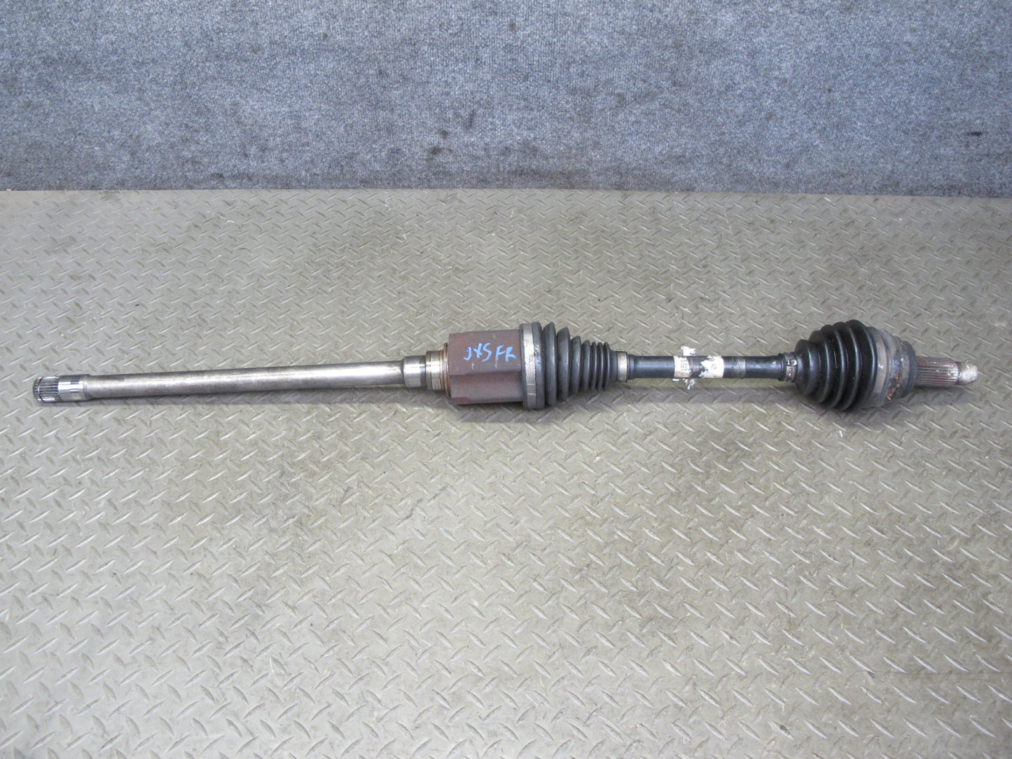 2010-2014 BMW E71 X6M AWD Front Right Suspension Axle Shaft
