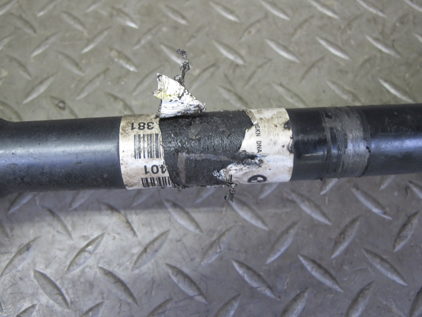 2010-2014 BMW E71 X6M AWD Front Right Suspension Axle Shaft